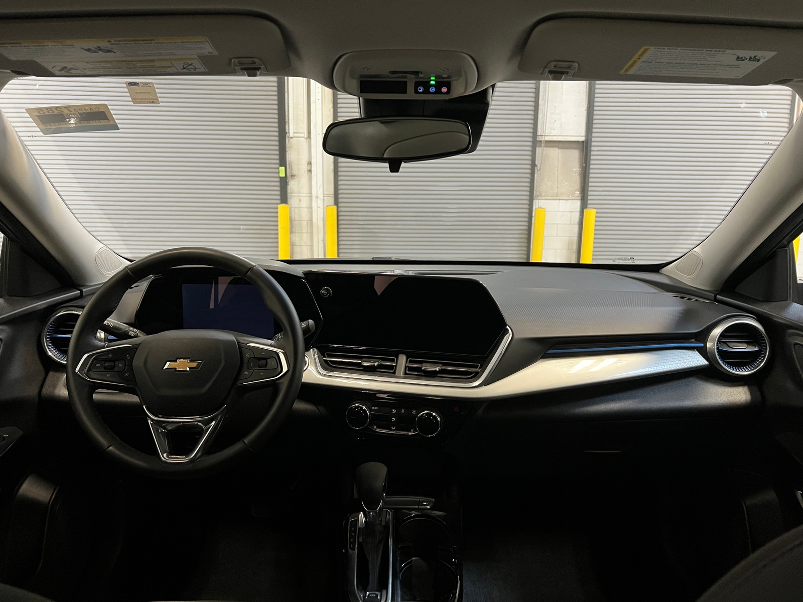 Thumbnail: 2025 Chevrolet Trax - 3