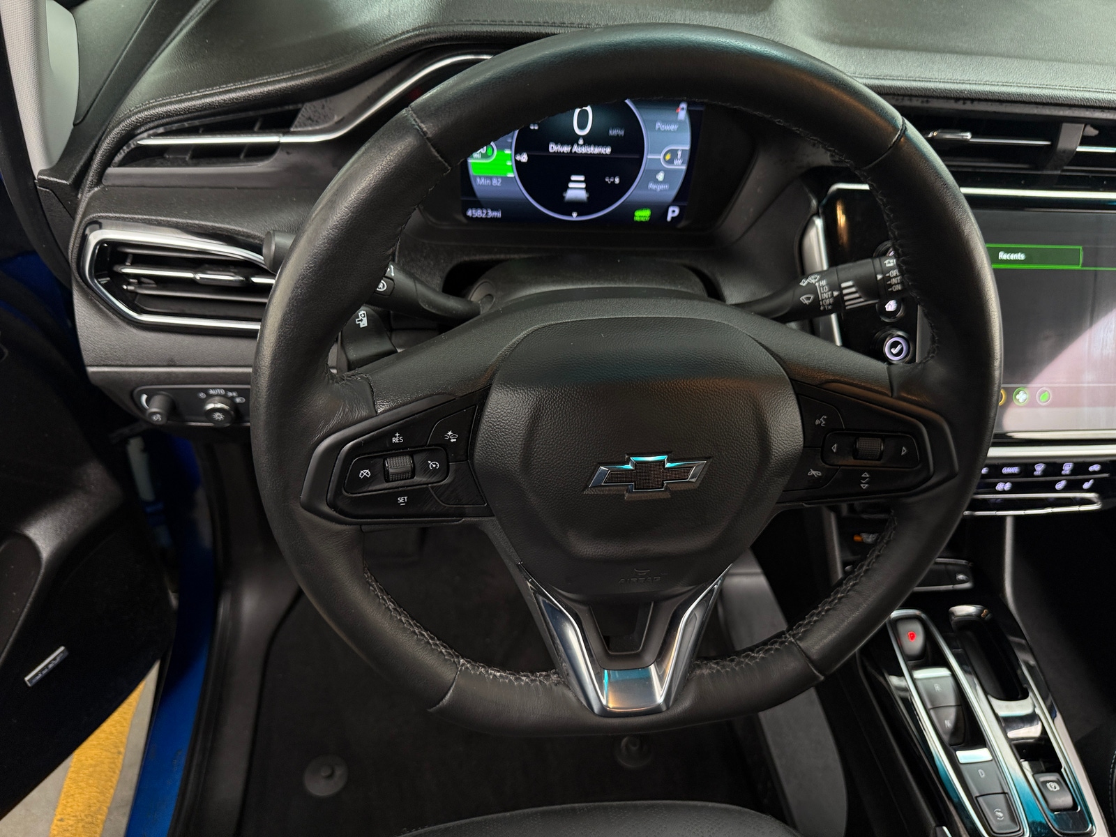 Thumbnail: 2023 Chevrolet Bolt EV - 4