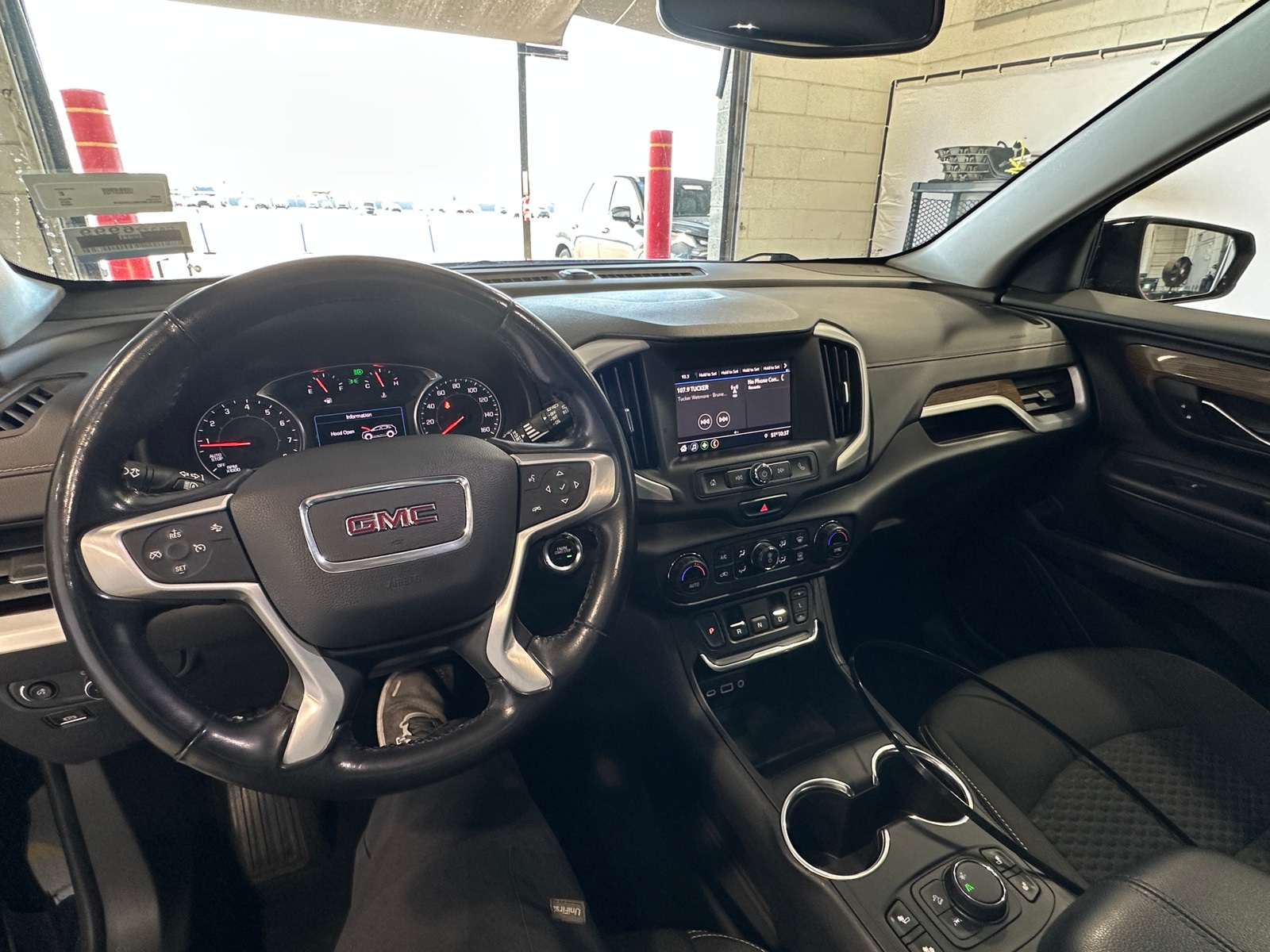 Thumbnail: 2020 GMC Terrain - 3