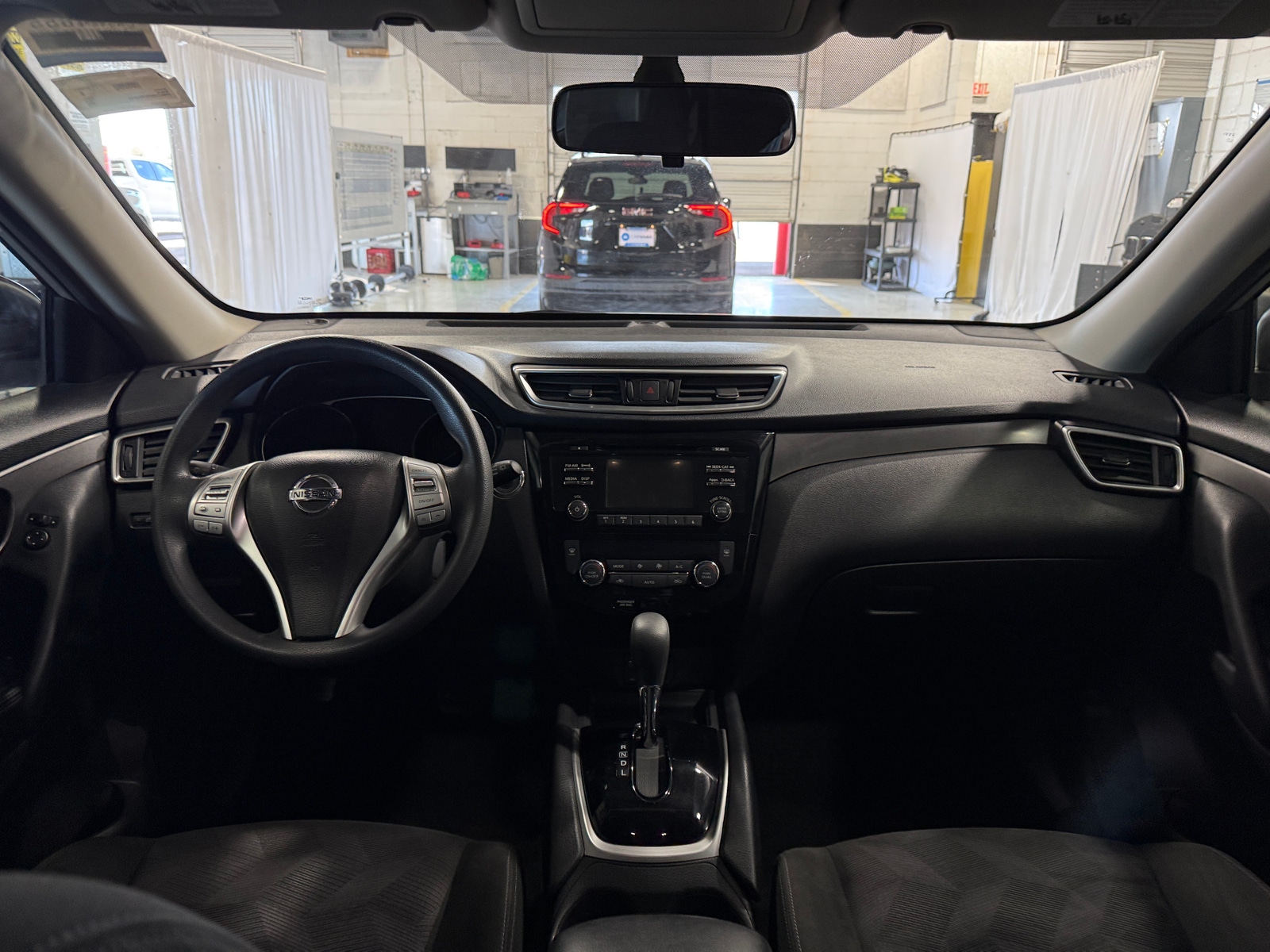 Thumbnail: 2015 Nissan Rogue - 3