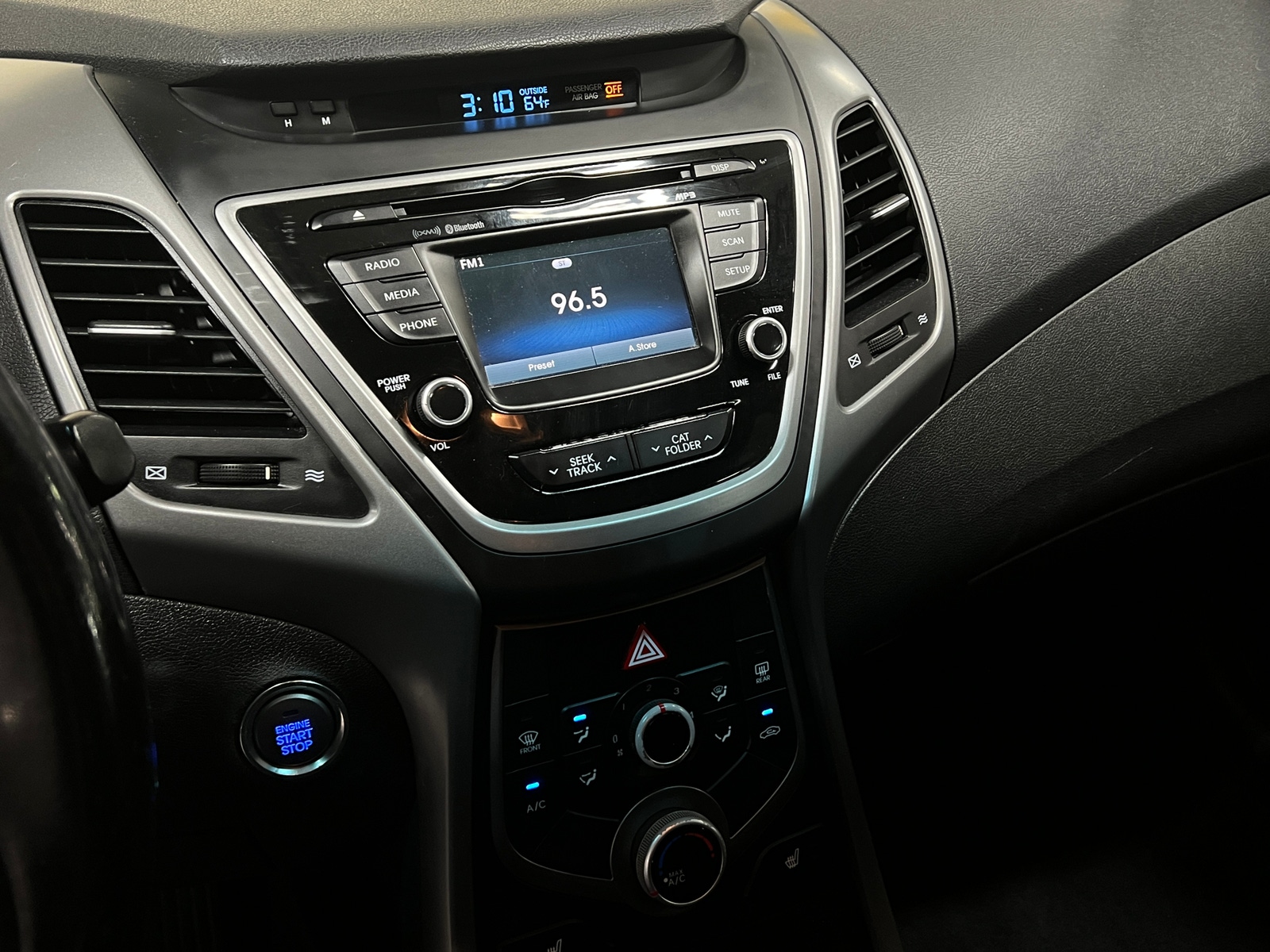 Thumbnail: 2016 Hyundai Elantra - 4