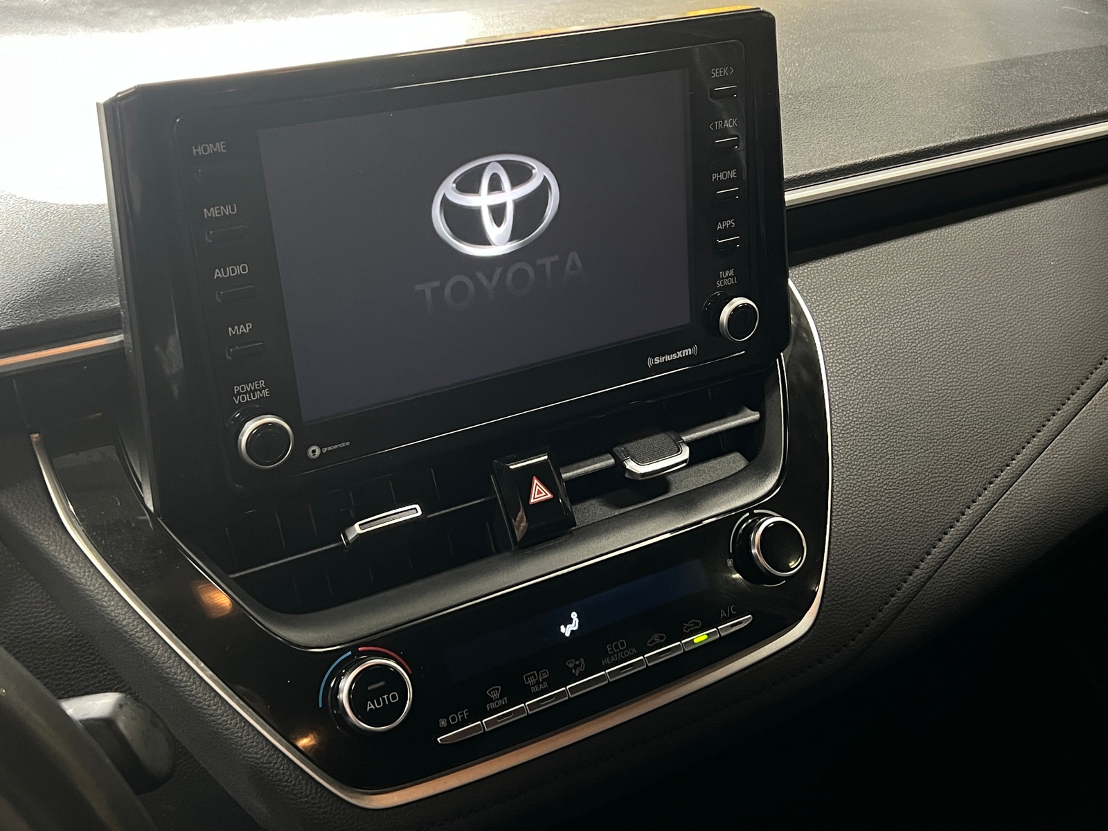 Thumbnail: 2022 Toyota Corolla - 4