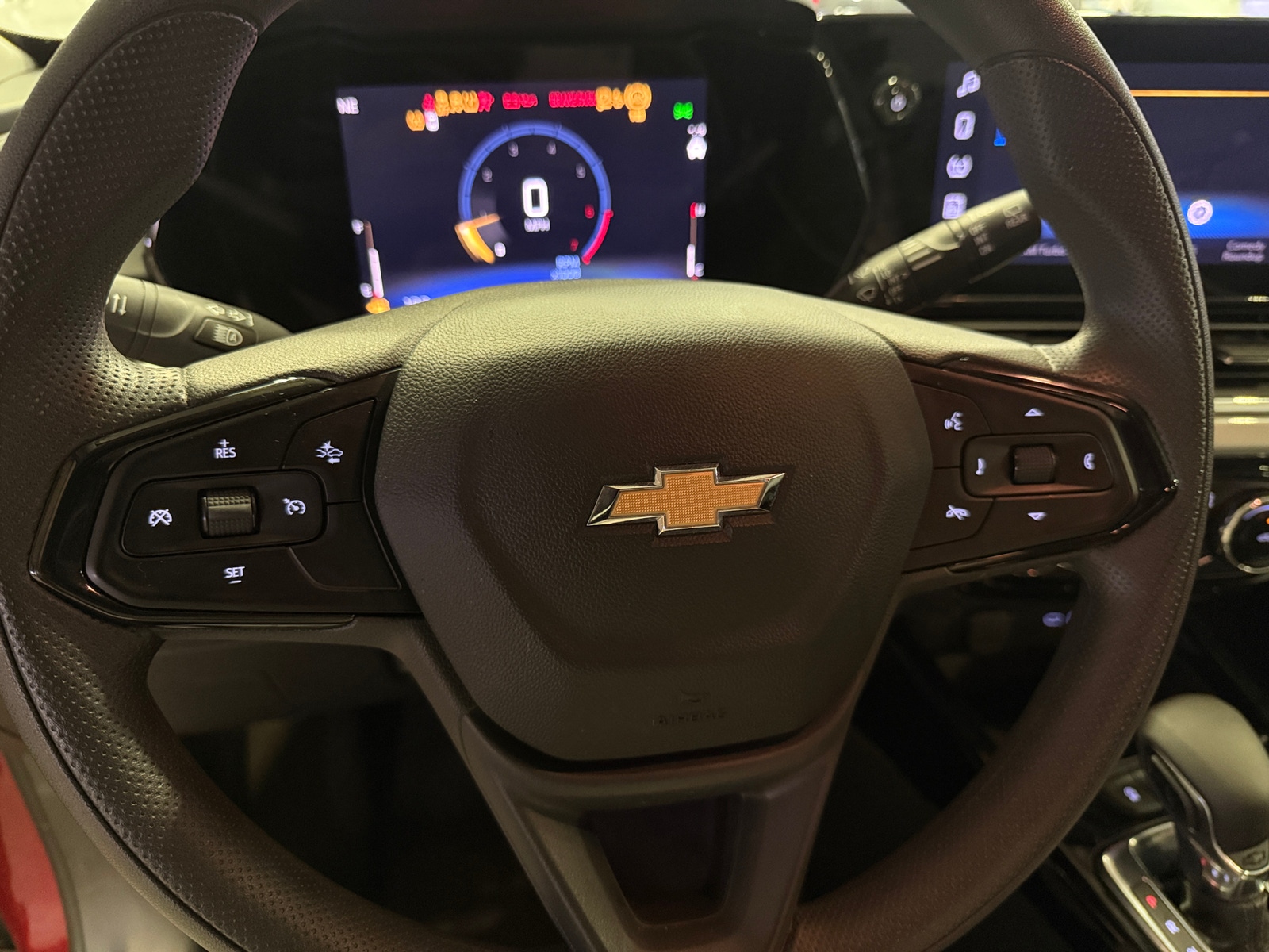 Thumbnail: 2025 Chevrolet Trax - 5