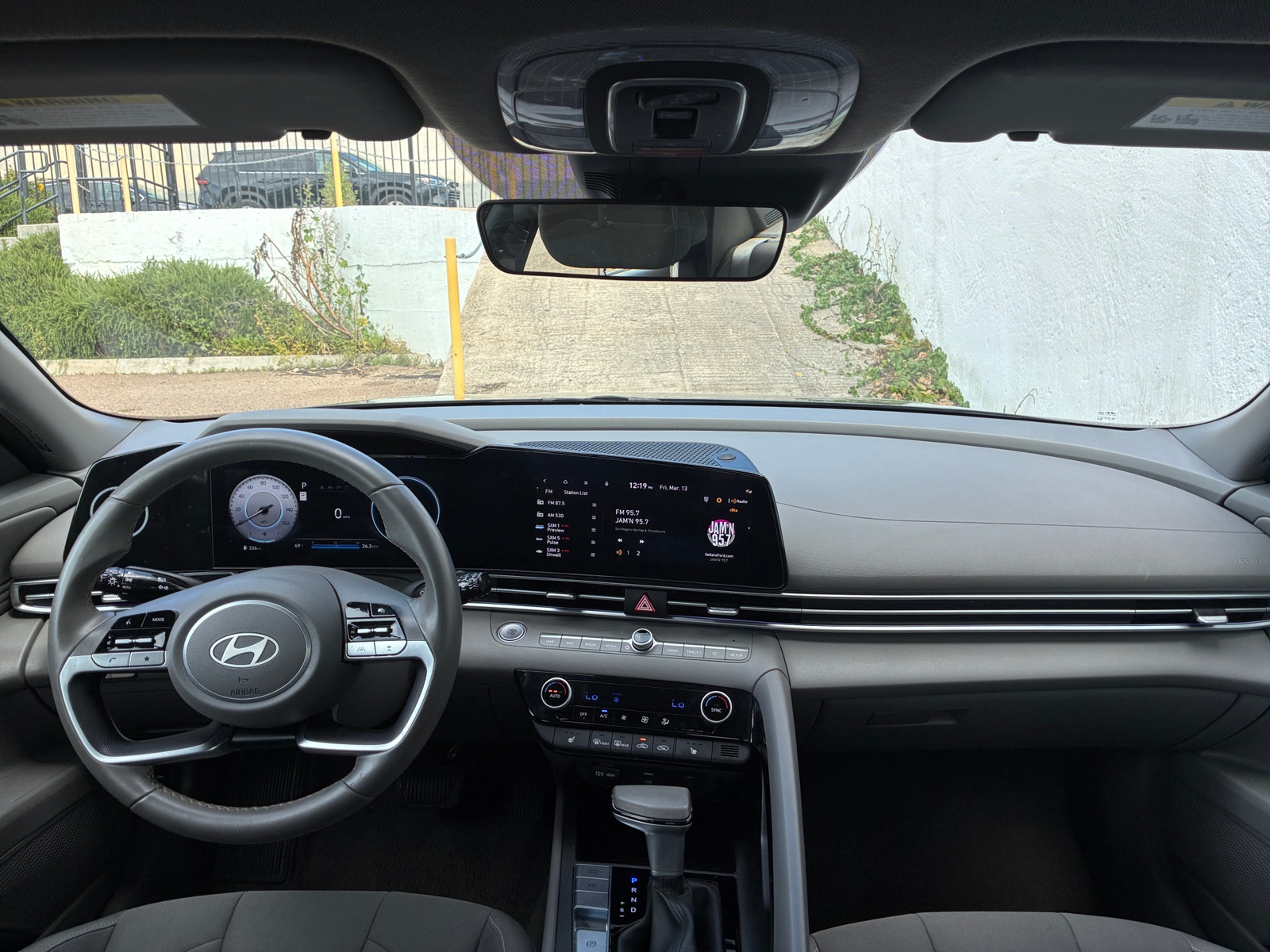 Thumbnail: 2025 Hyundai Elantra - 3