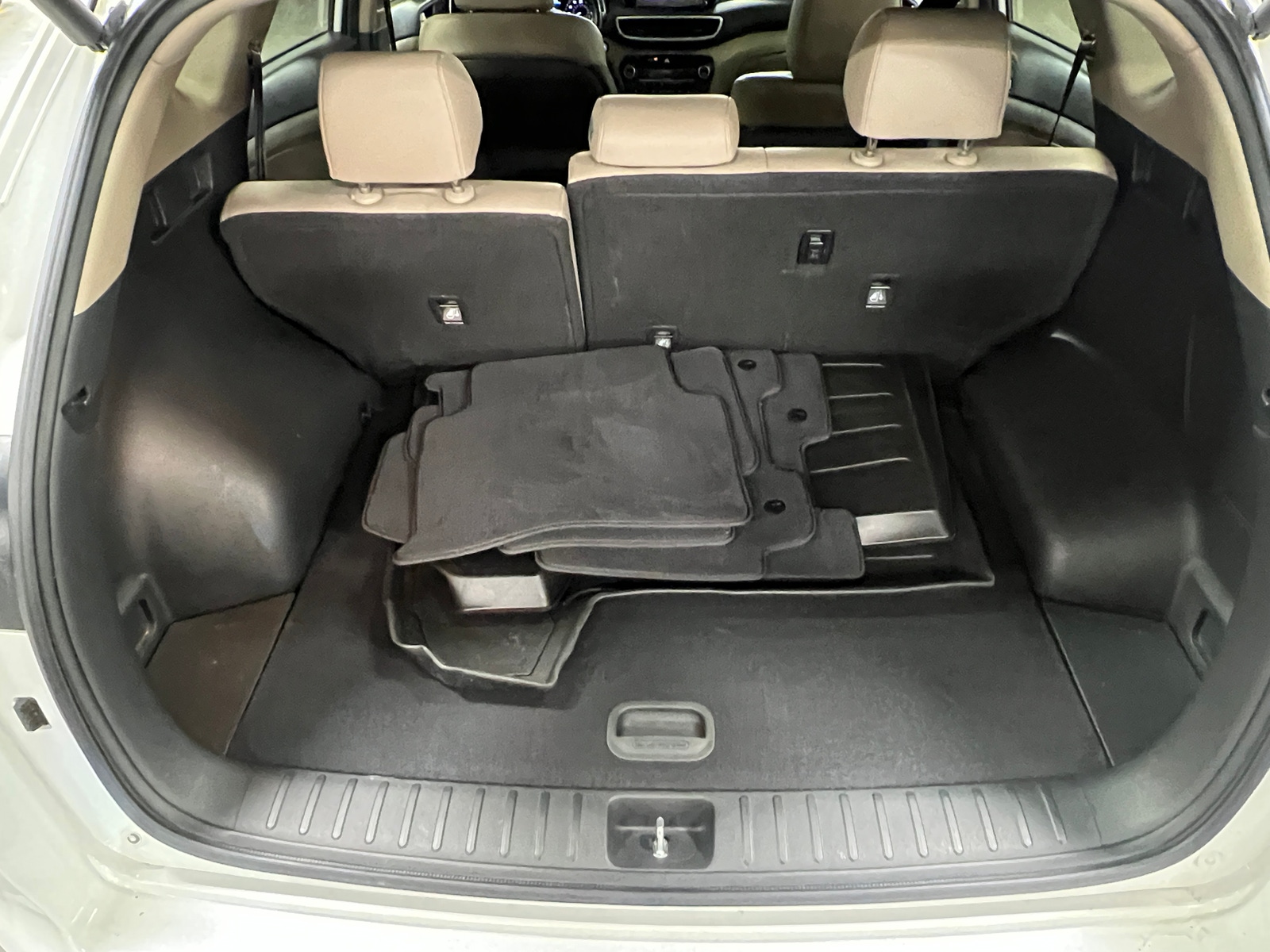 Thumbnail: 2019 Hyundai Tucson - 6