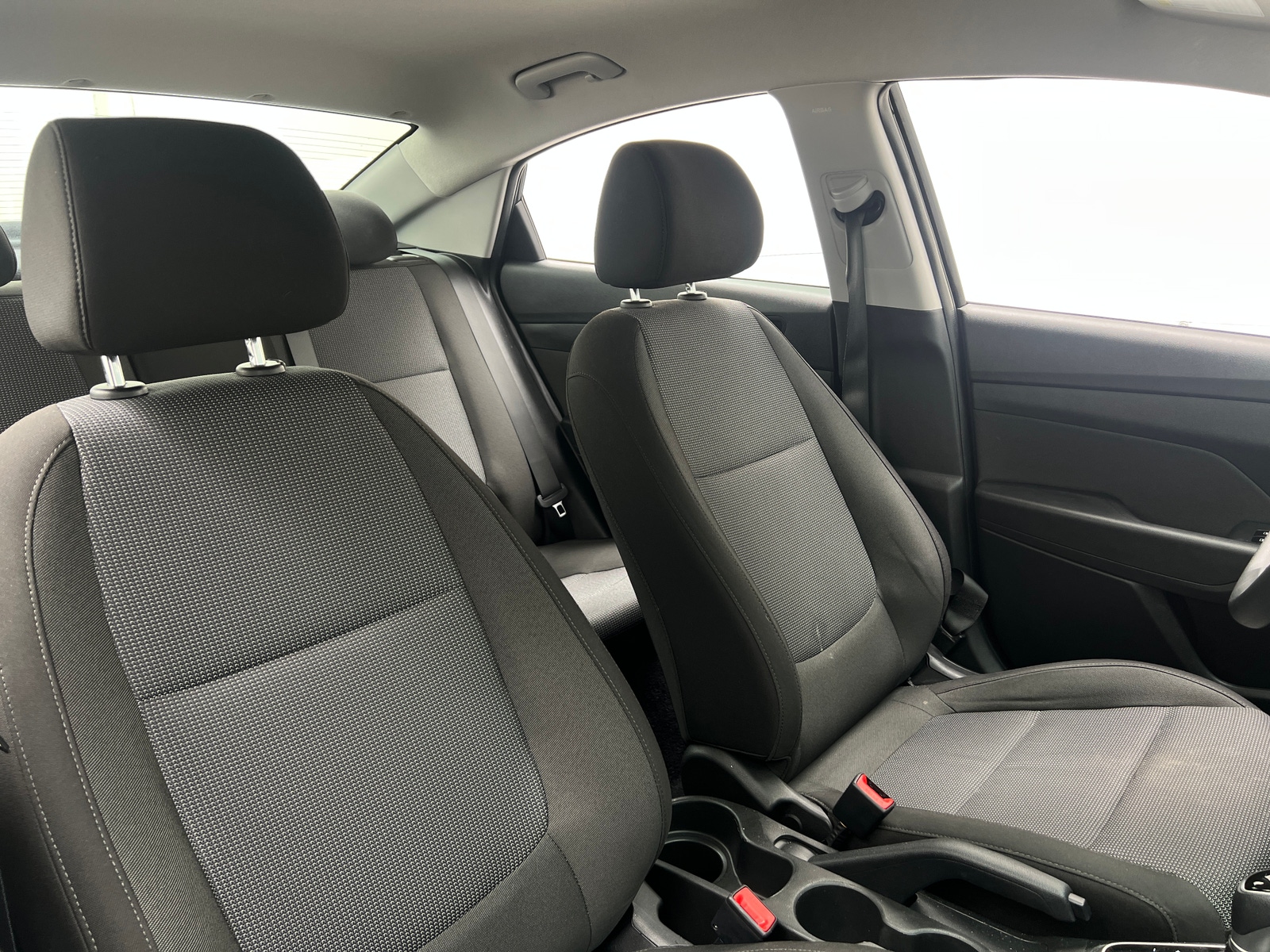 Thumbnail: 2022 Hyundai Accent - 2