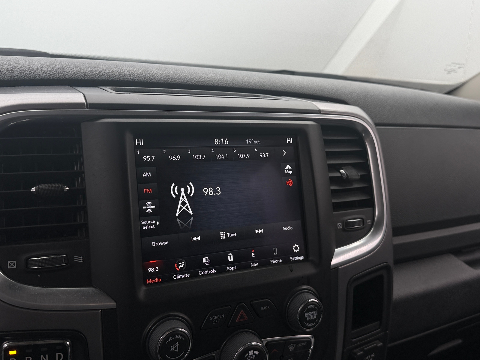 Thumbnail: 2023 RAM 1500 Classic - 4