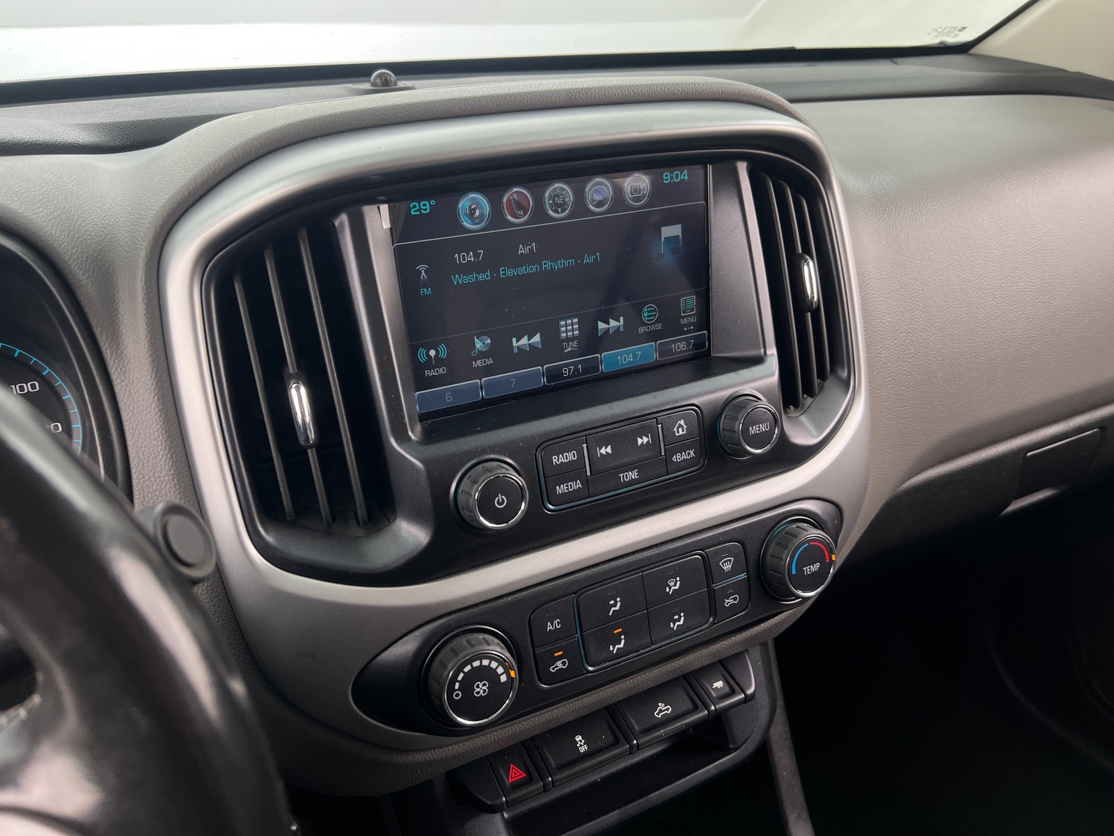 Thumbnail: 2018 Chevrolet Colorado - 4