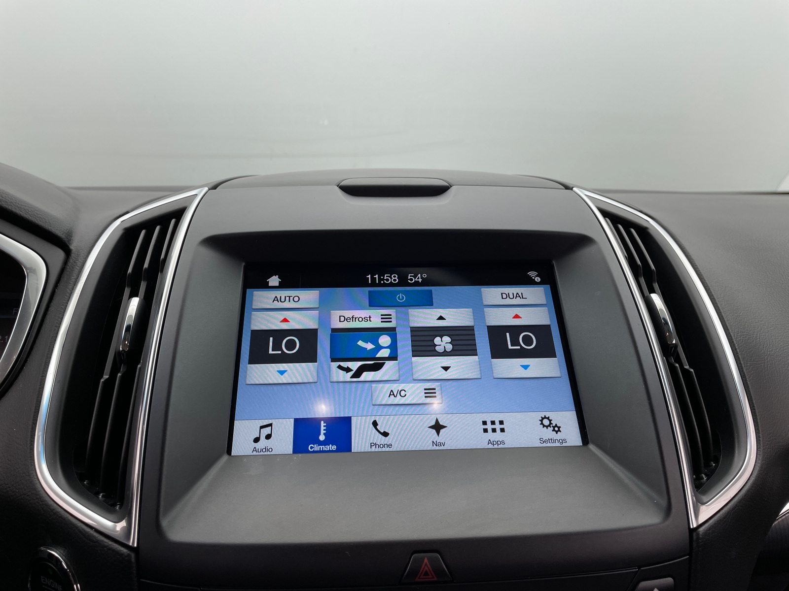 Thumbnail: 2018 Ford Edge - 3