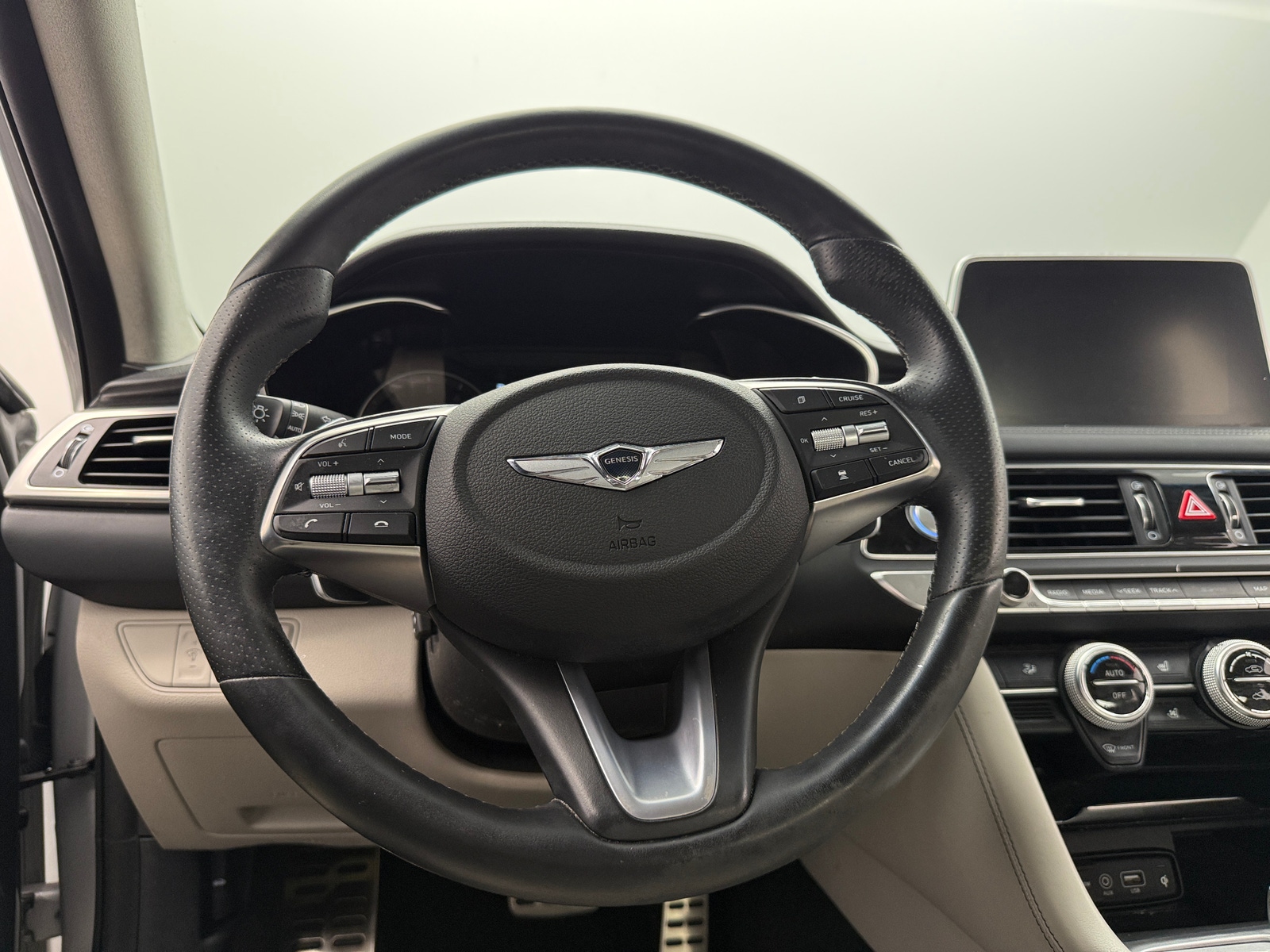 Thumbnail: 2019 Genesis G70 - 4