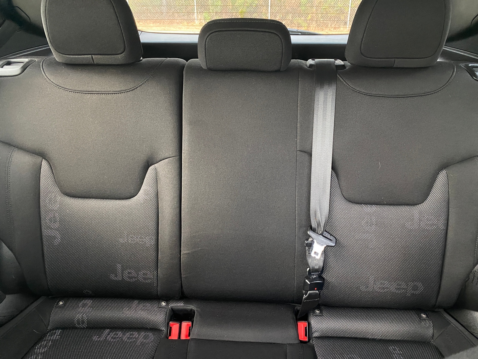 Thumbnail: 2017 Jeep Renegade - 6