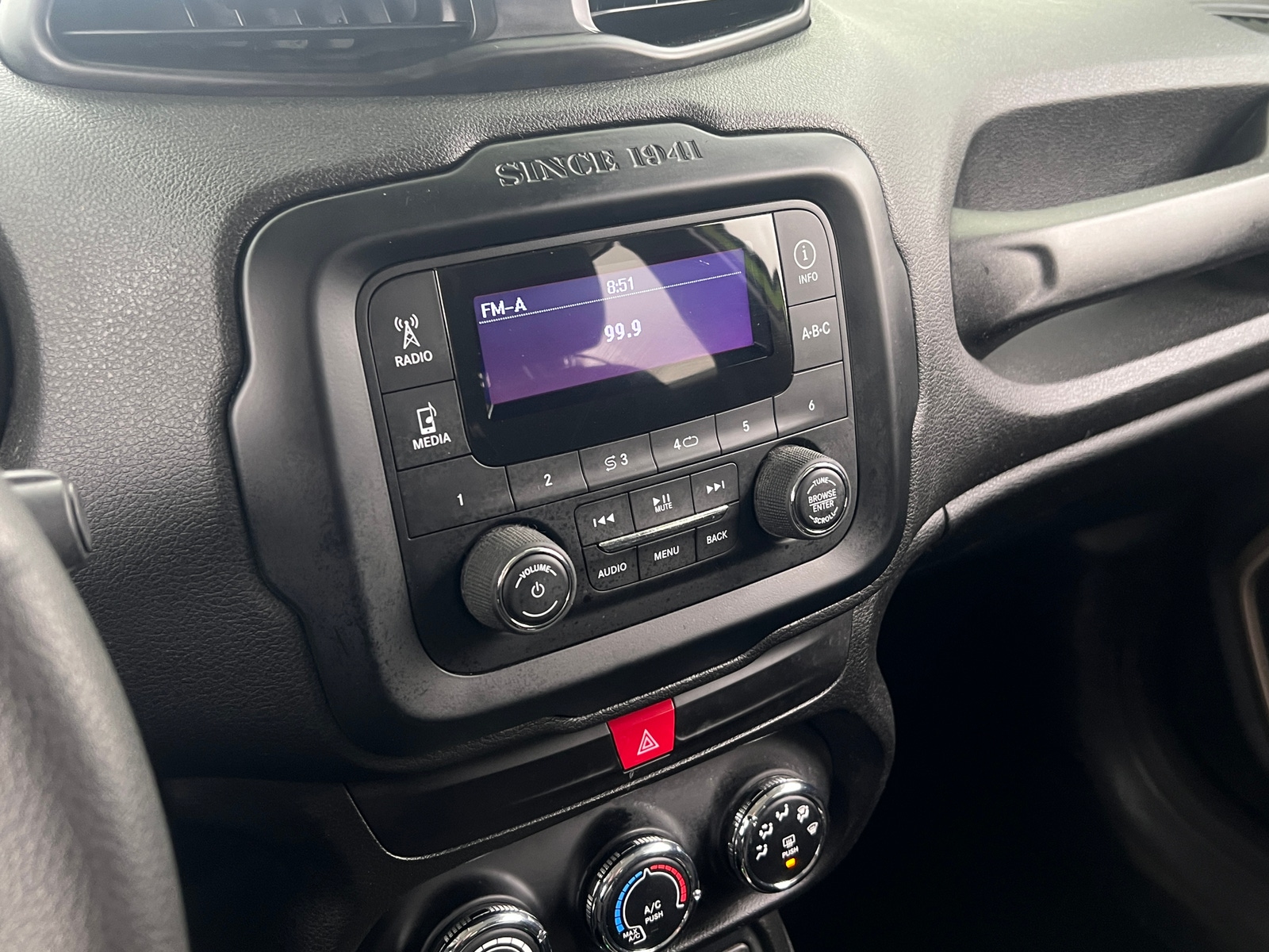 Thumbnail: 2017 Jeep Renegade - 4