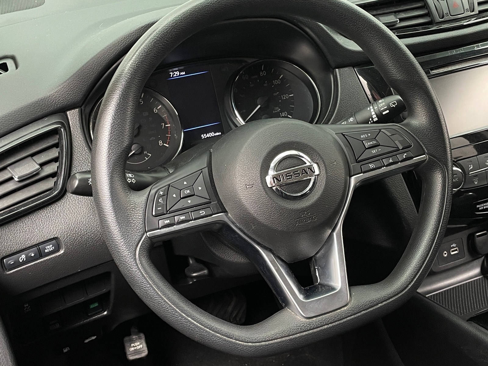 Thumbnail: 2019 Nissan Rogue Sport - 5