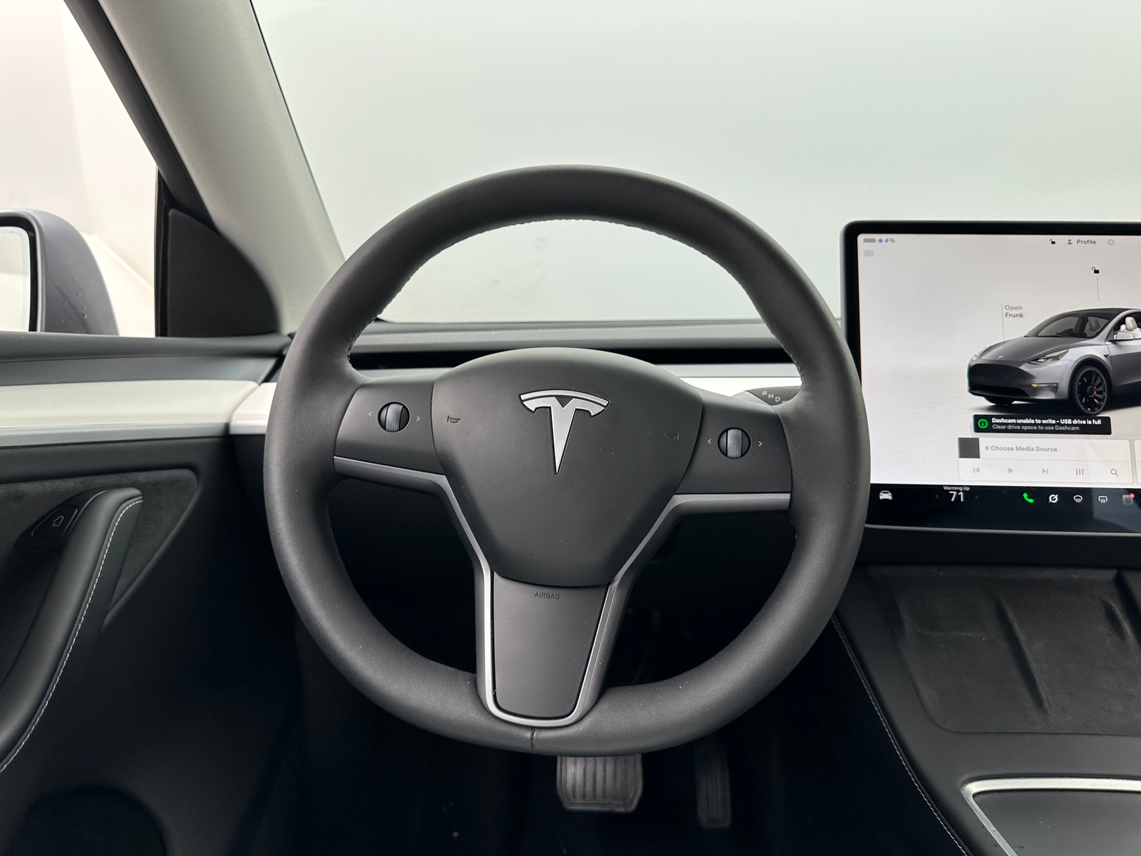 Thumbnail: 2024 Tesla Model Y - 4