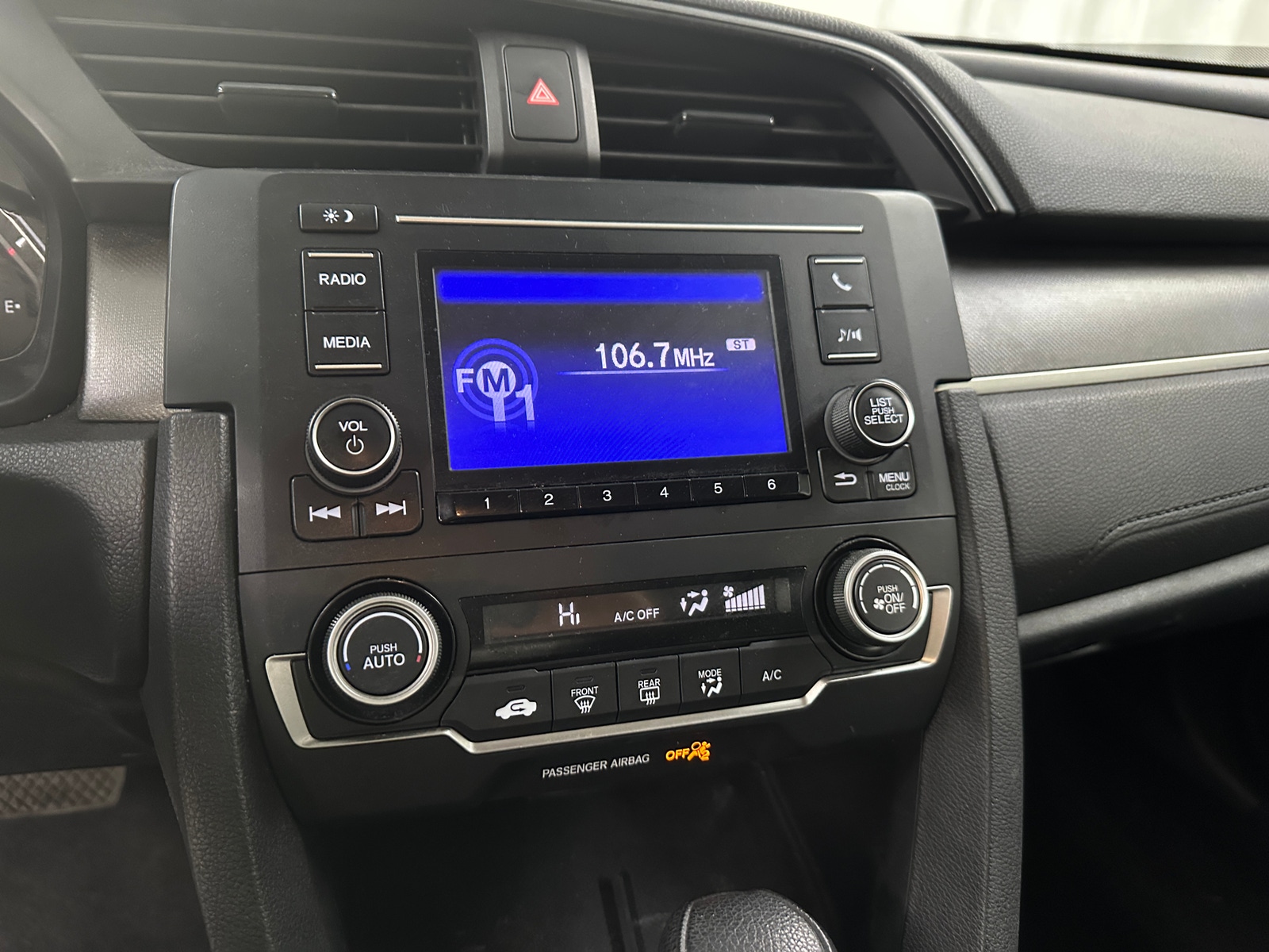 Thumbnail: 2018 Honda Civic - 4