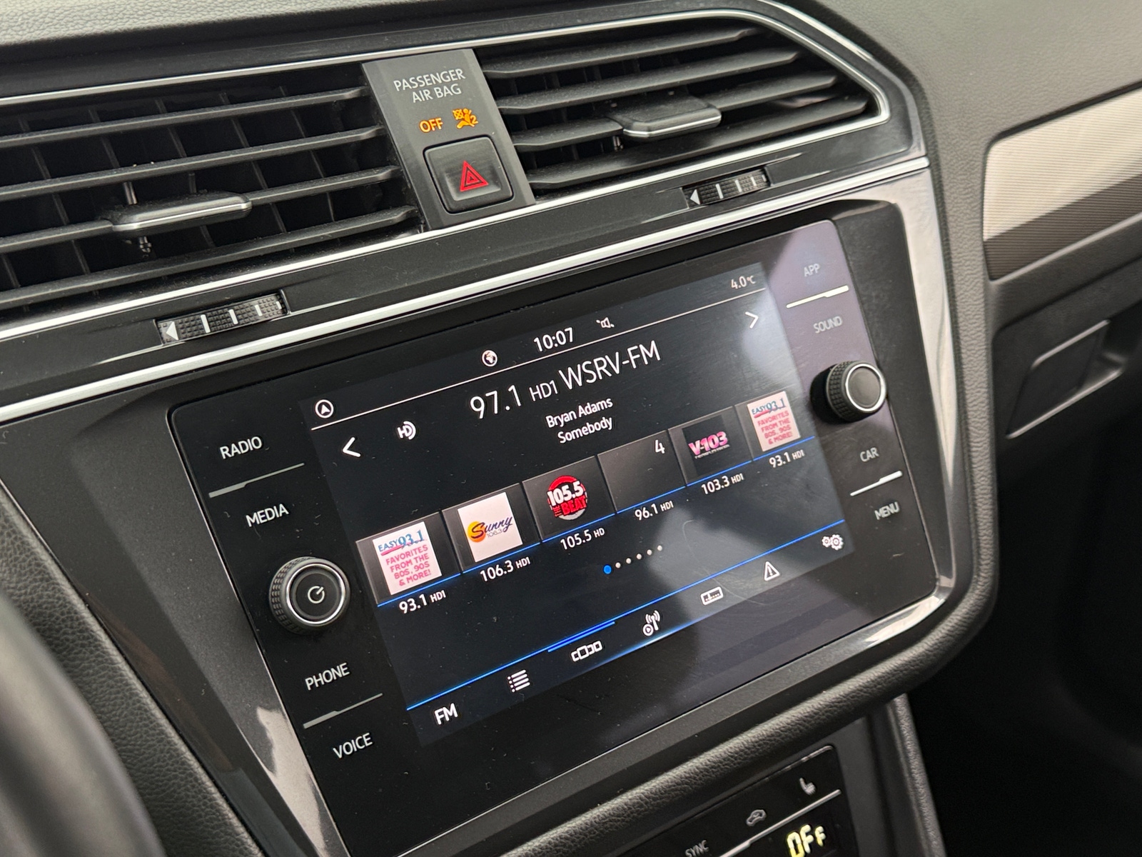 Thumbnail: 2024 Volkswagen Tiguan - 3