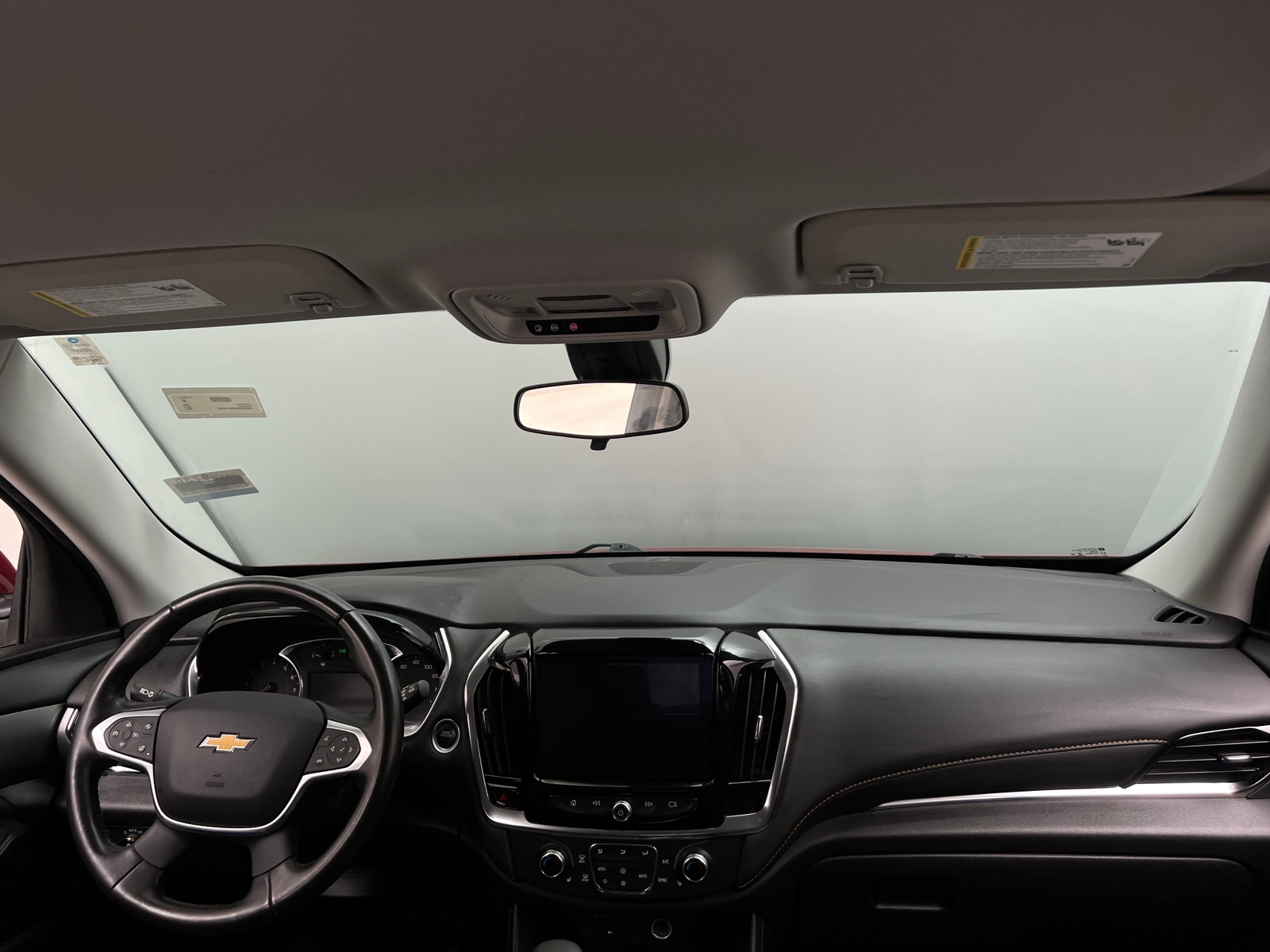 Thumbnail: 2021 Chevrolet Traverse - 3