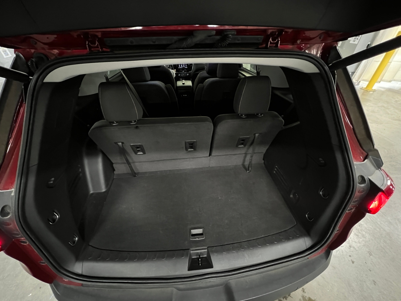 Thumbnail: 2021 Chevrolet Traverse - 7