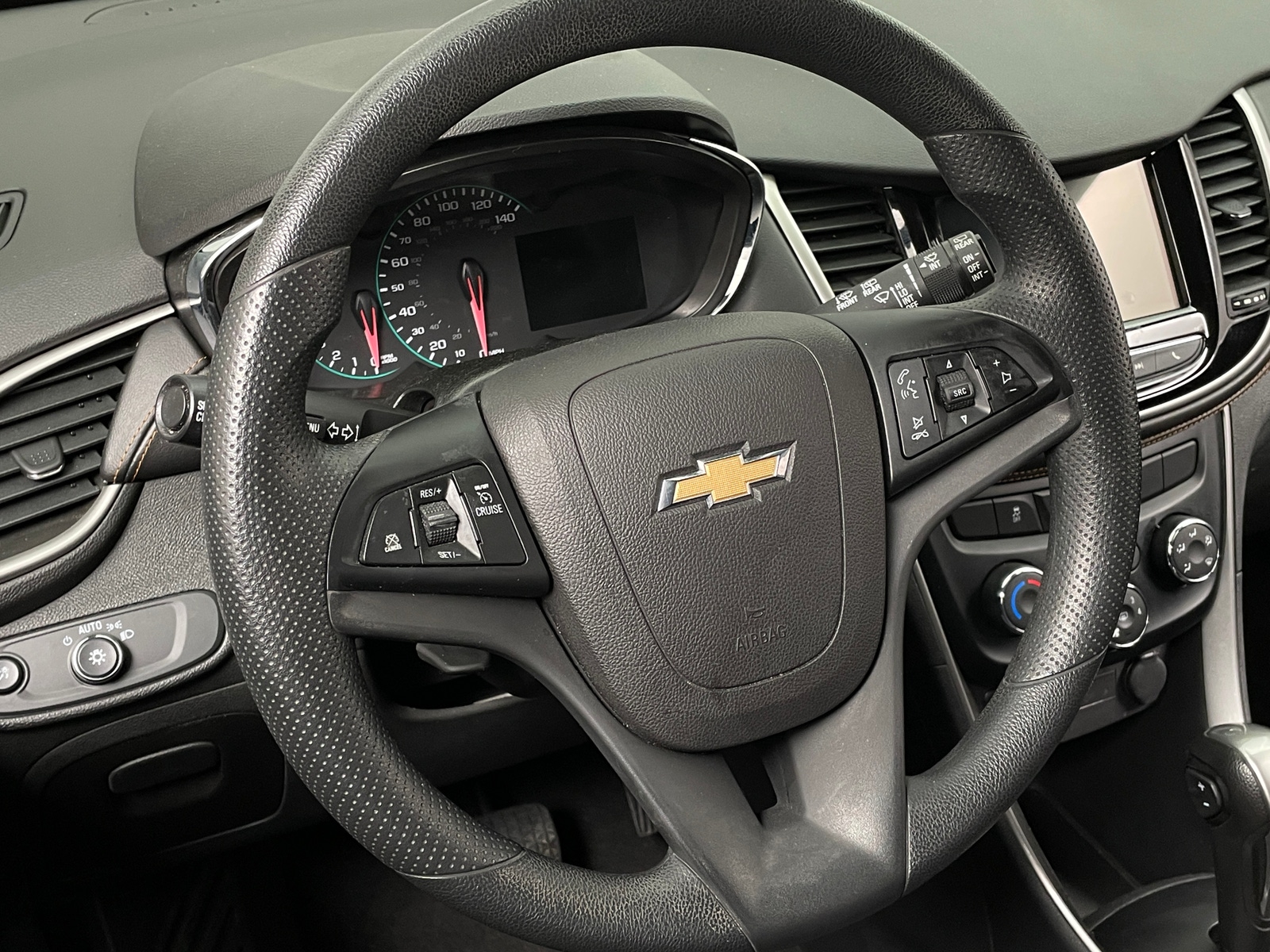Thumbnail: 2019 Chevrolet Trax - 5