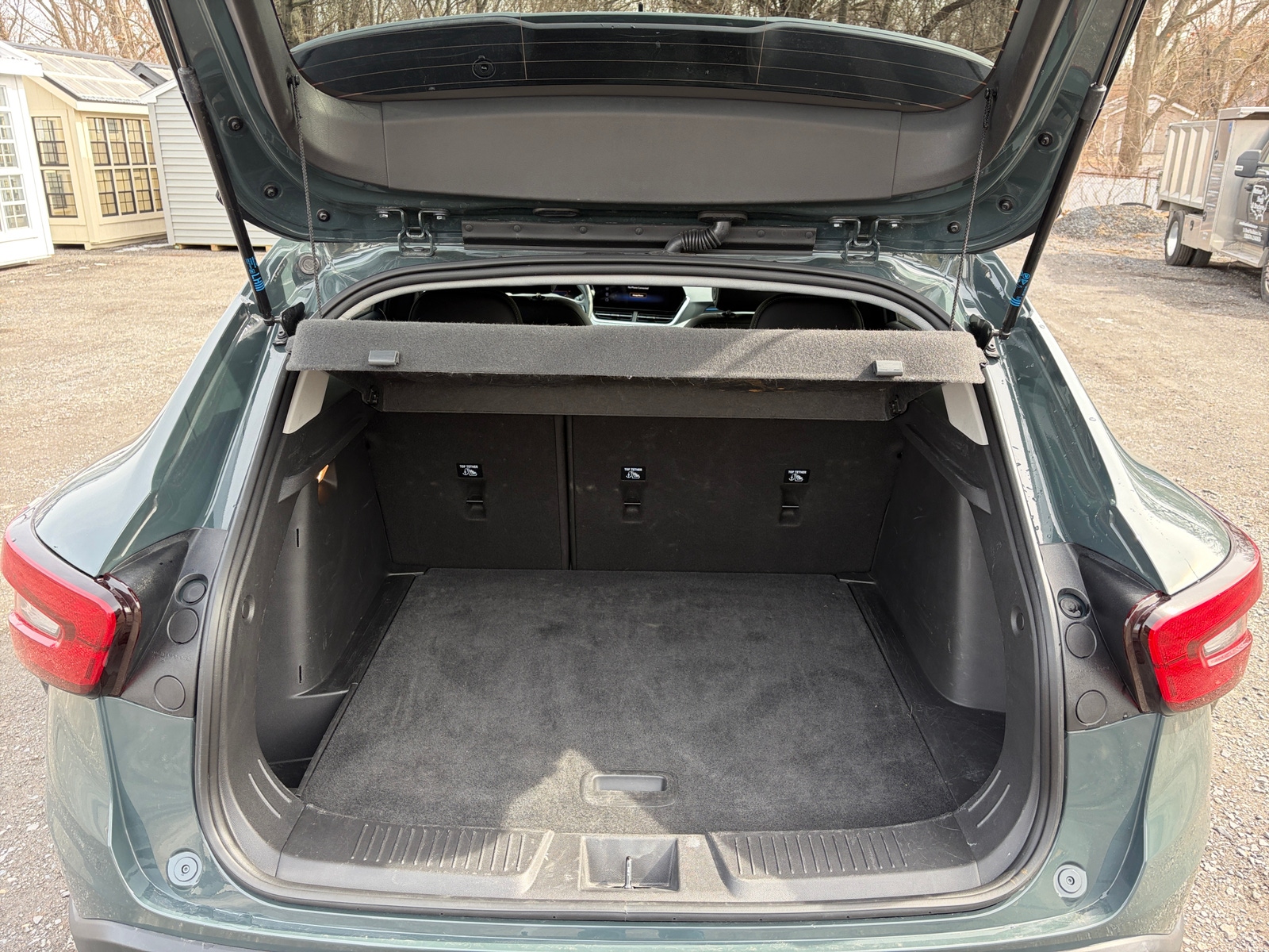 Thumbnail: 2025 Chevrolet Trax - 6