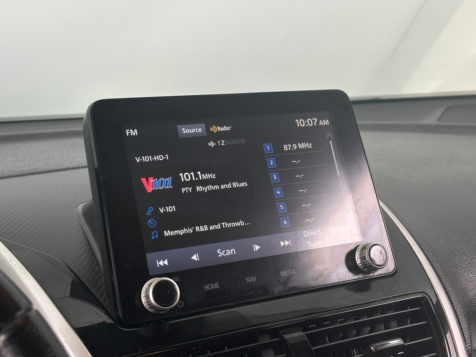 Thumbnail: 2023 Mitsubishi Eclipse Cross - 3