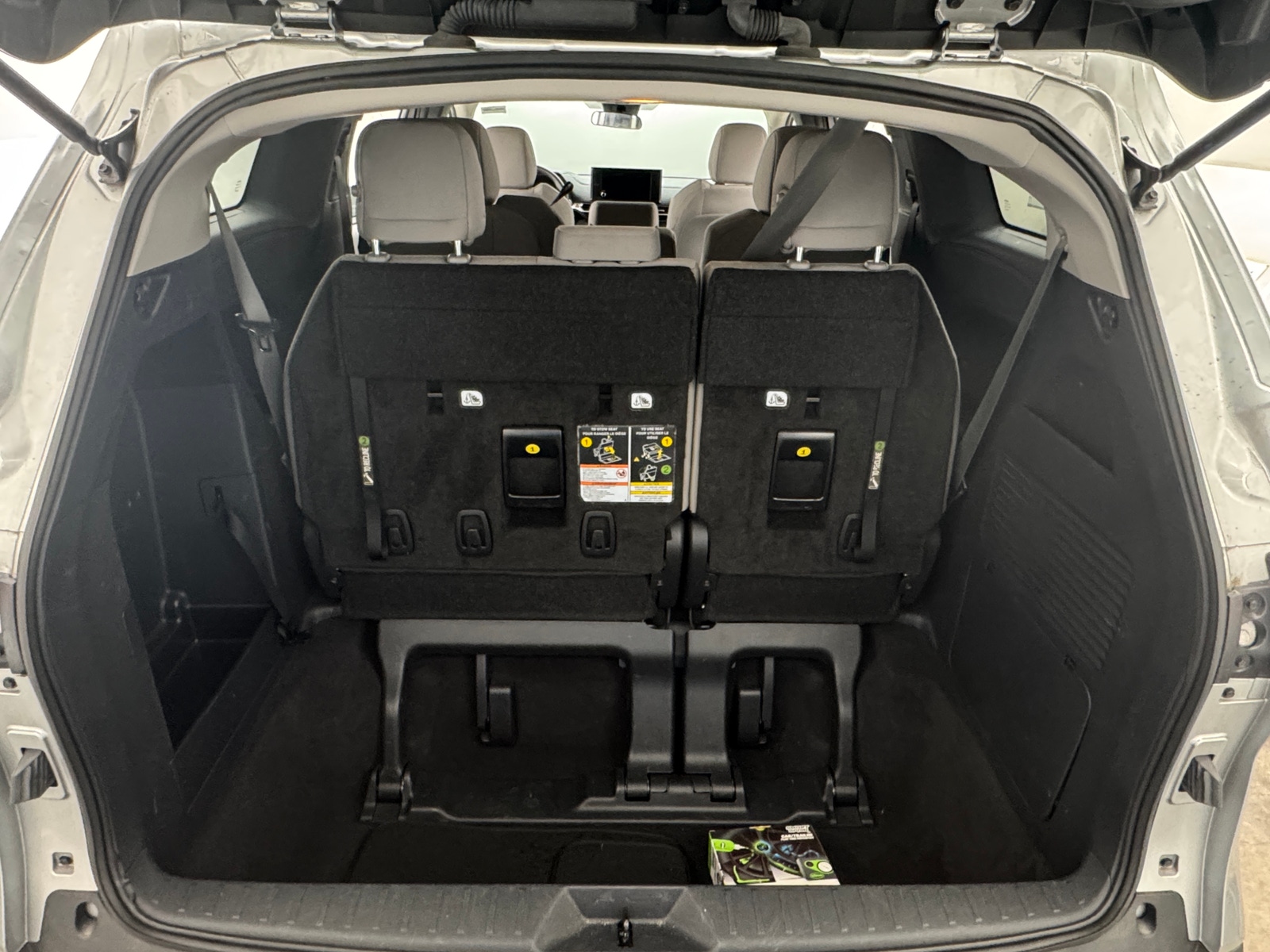 Thumbnail: 2025 Toyota Sienna - 7