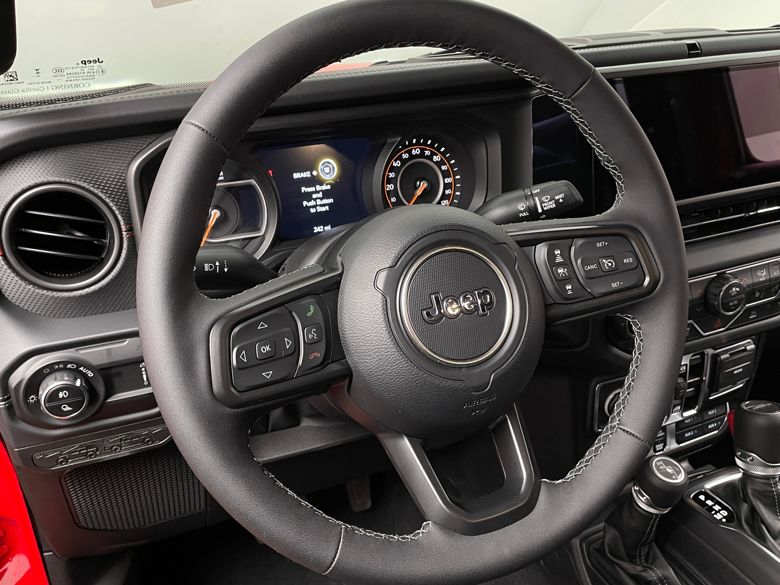 Thumbnail: 2025 Jeep Gladiator - 4