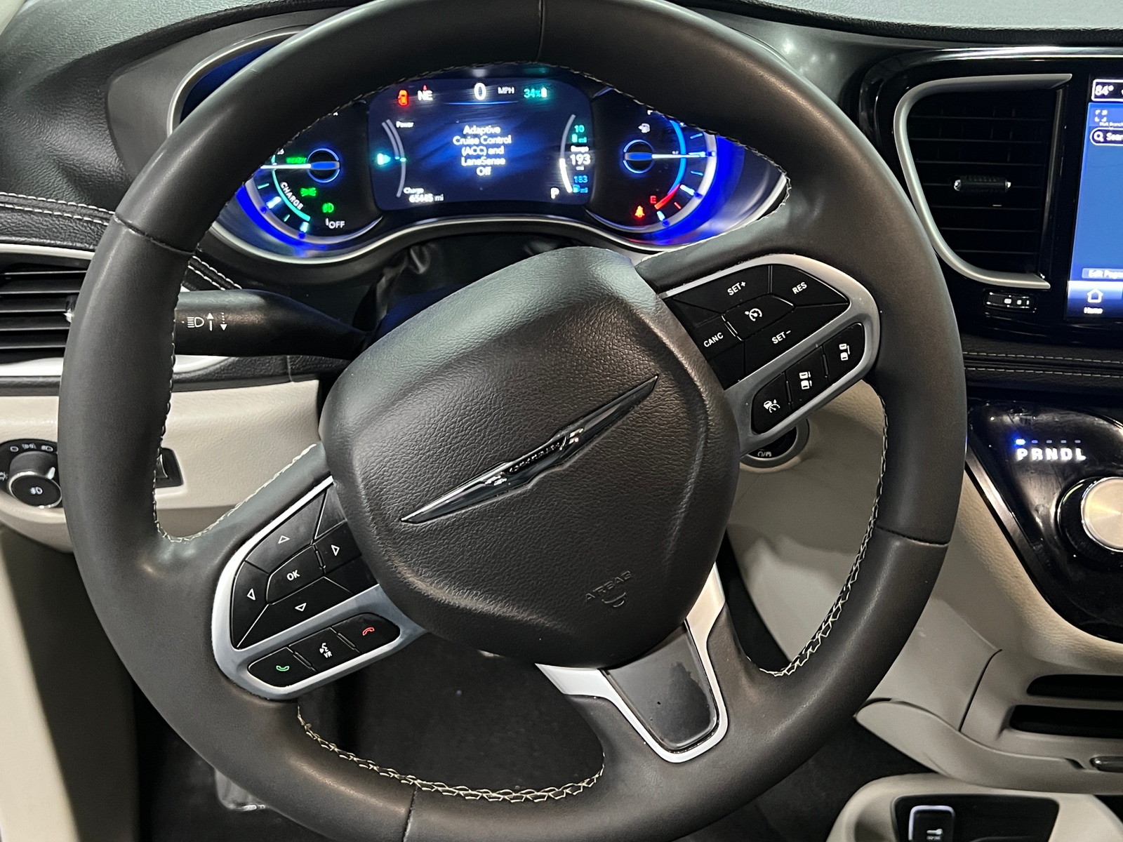 Thumbnail: 2024 Chrysler Pacifica - 4