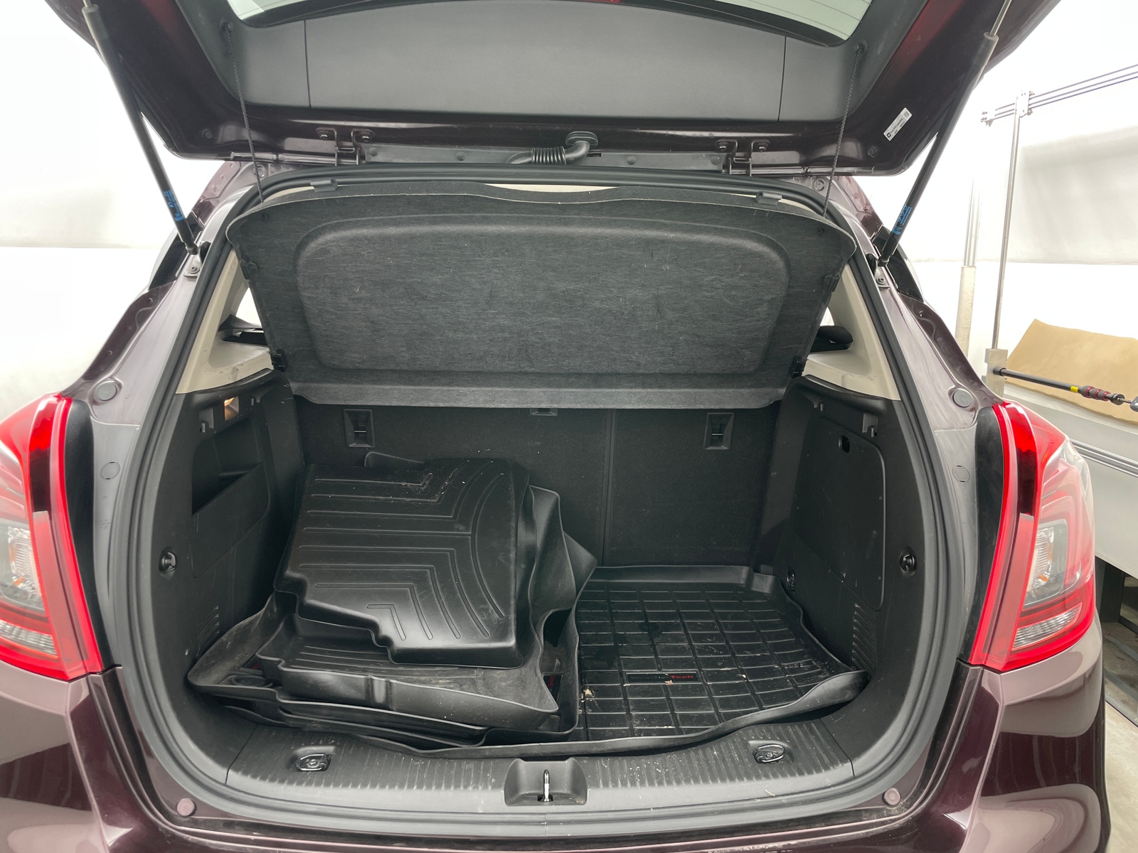 Thumbnail: 2018 Buick Encore - 6