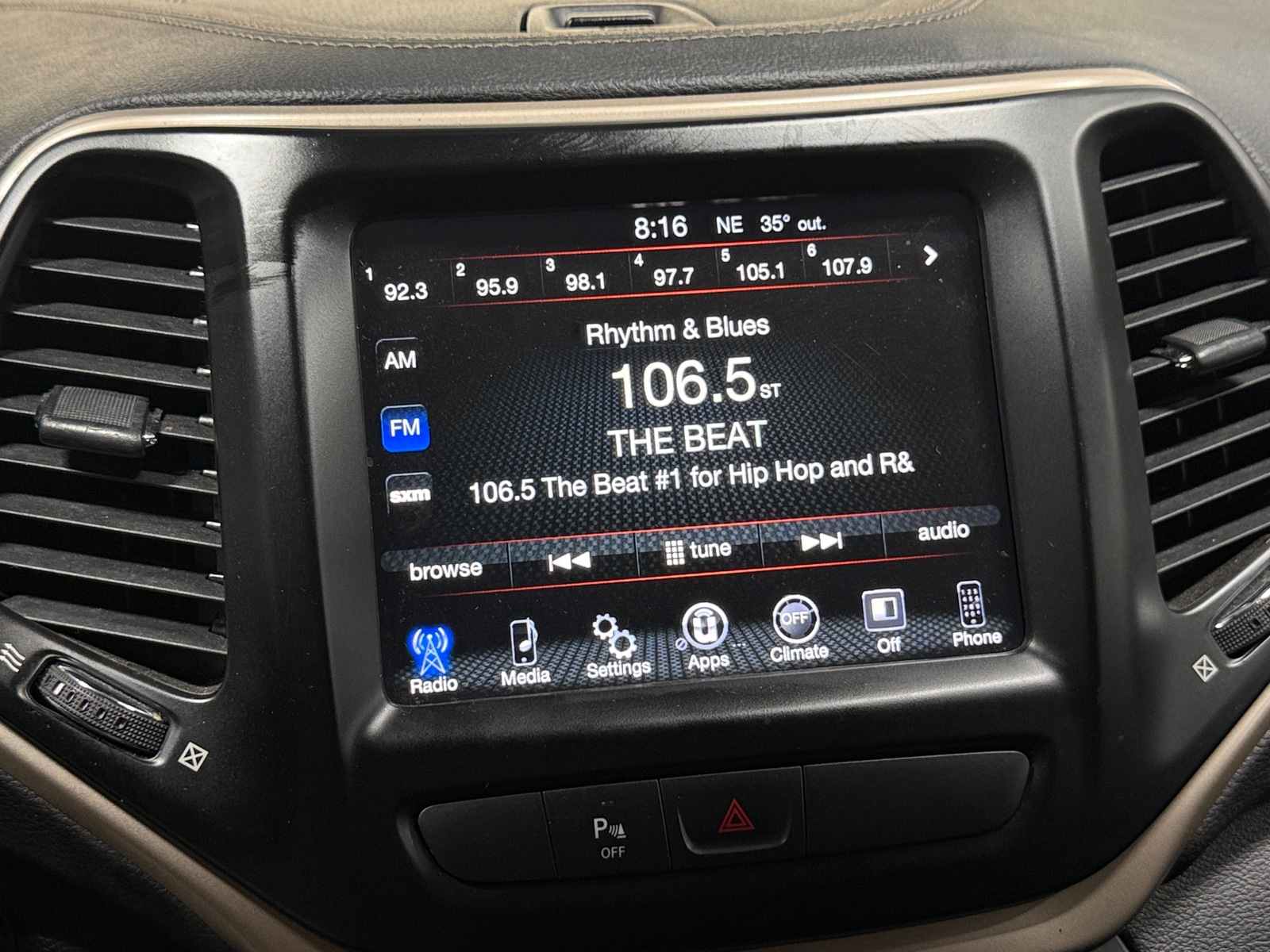 Thumbnail: 2016 Jeep Cherokee - 4