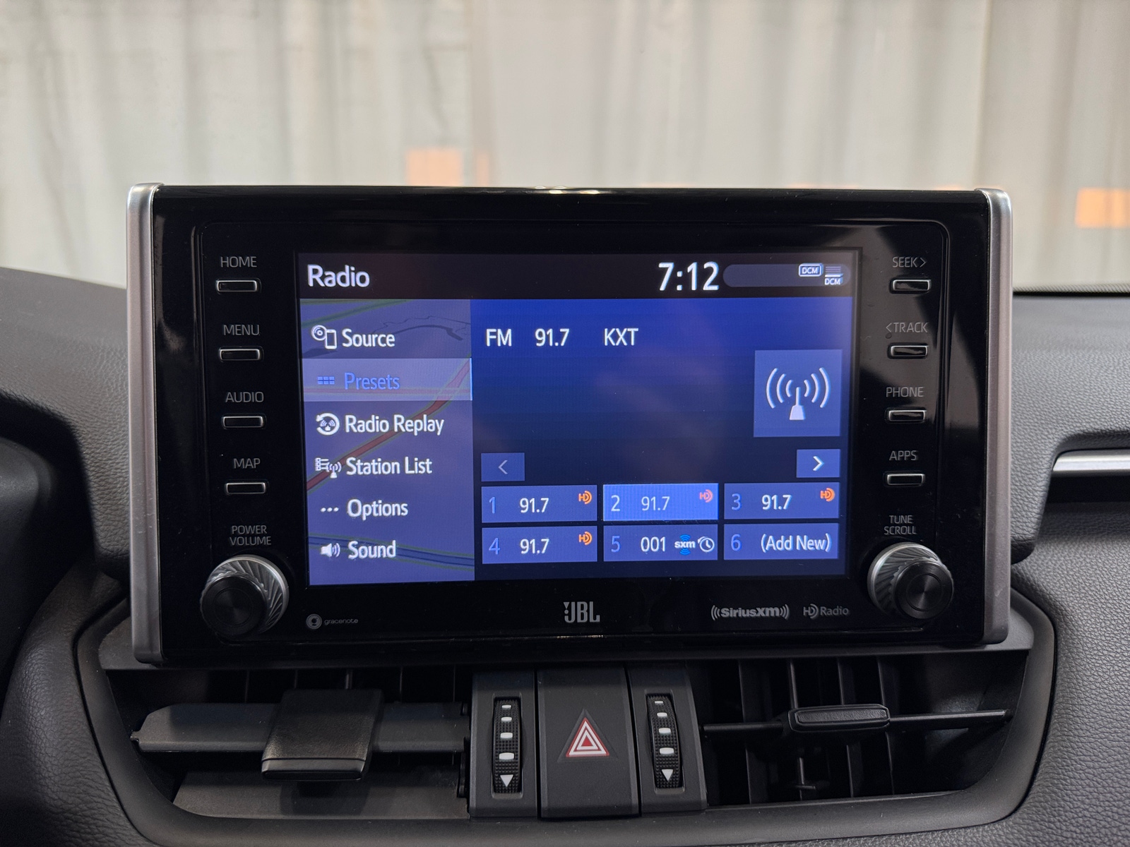 Thumbnail: 2019 Toyota RAV4 - 3