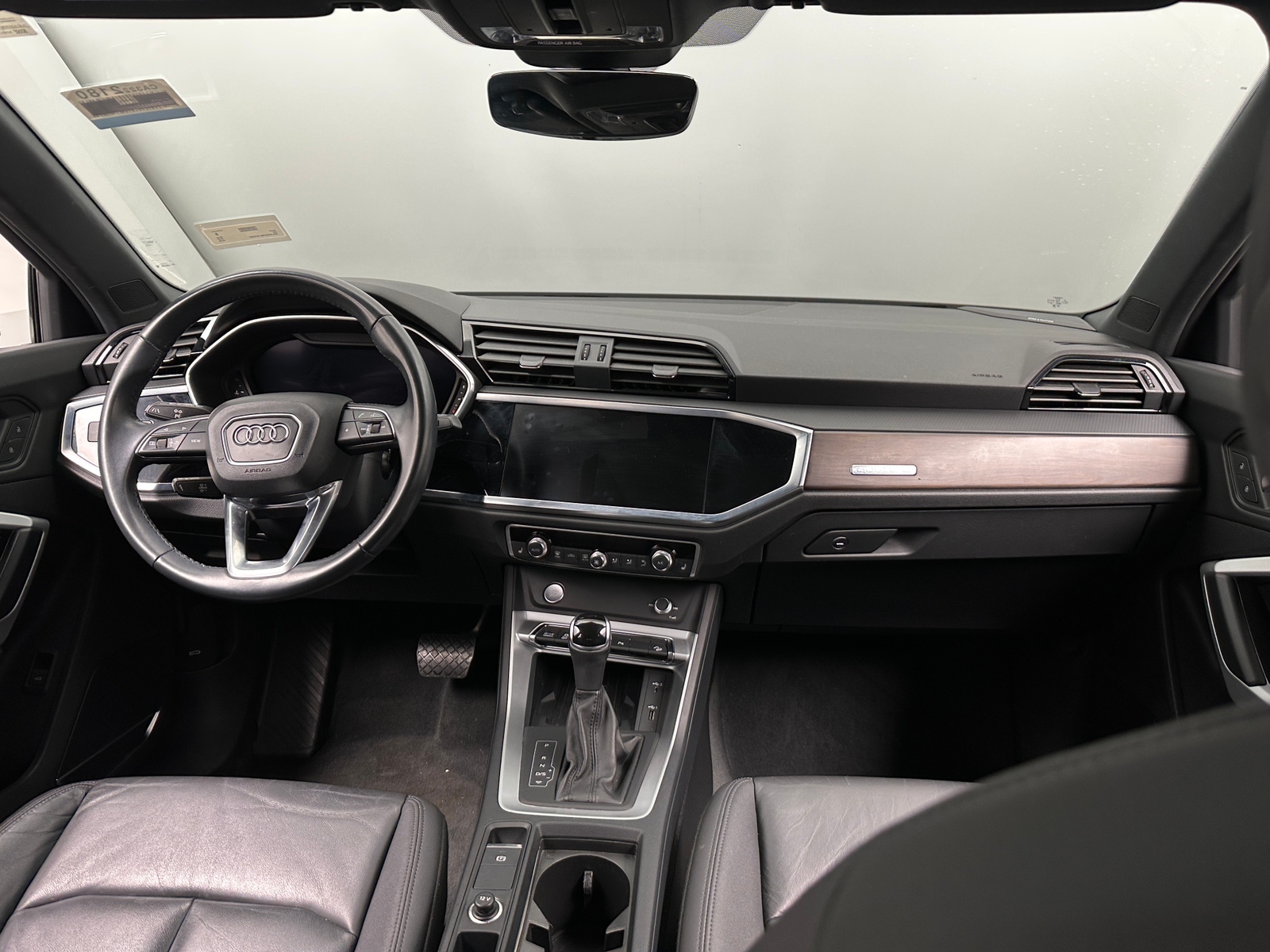 Thumbnail: 2020 Audi Q3 - 2
