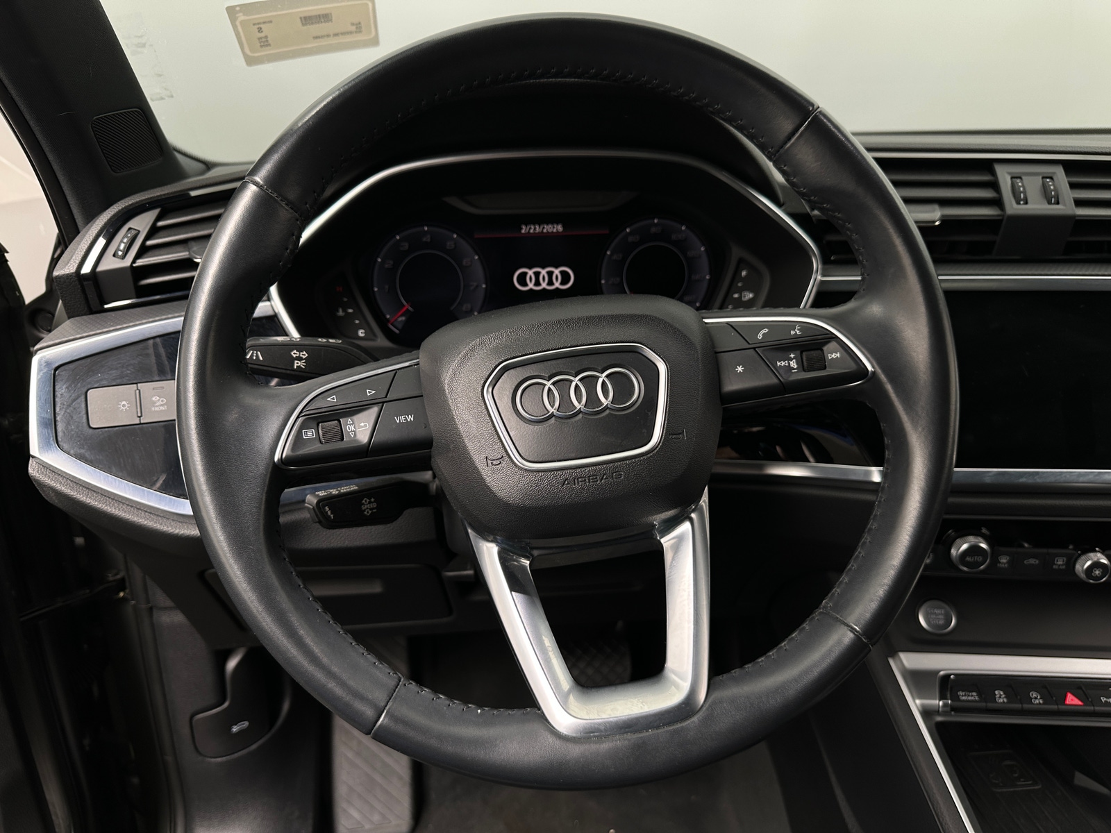 Thumbnail: 2020 Audi Q3 - 4