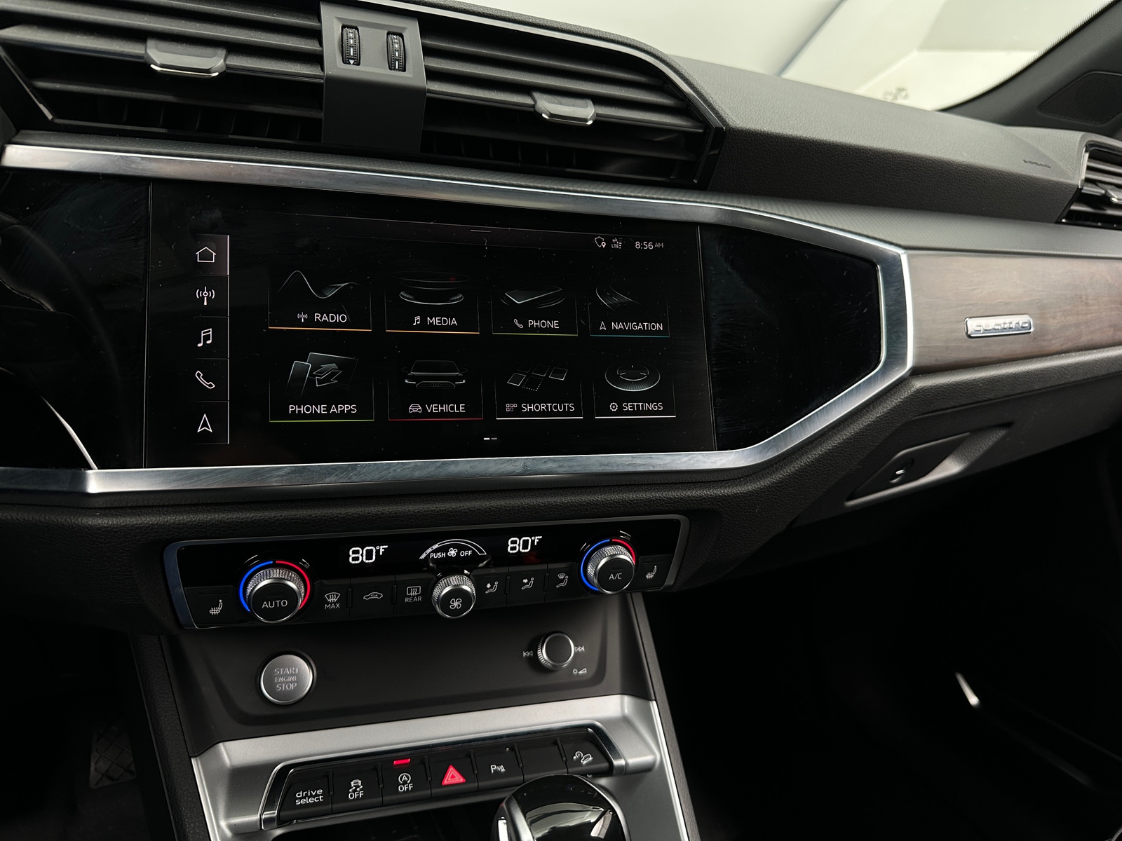 Thumbnail: 2020 Audi Q3 - 3
