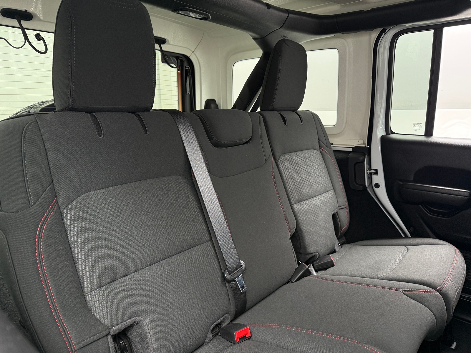 Thumbnail: 2021 Jeep Wrangler - 6