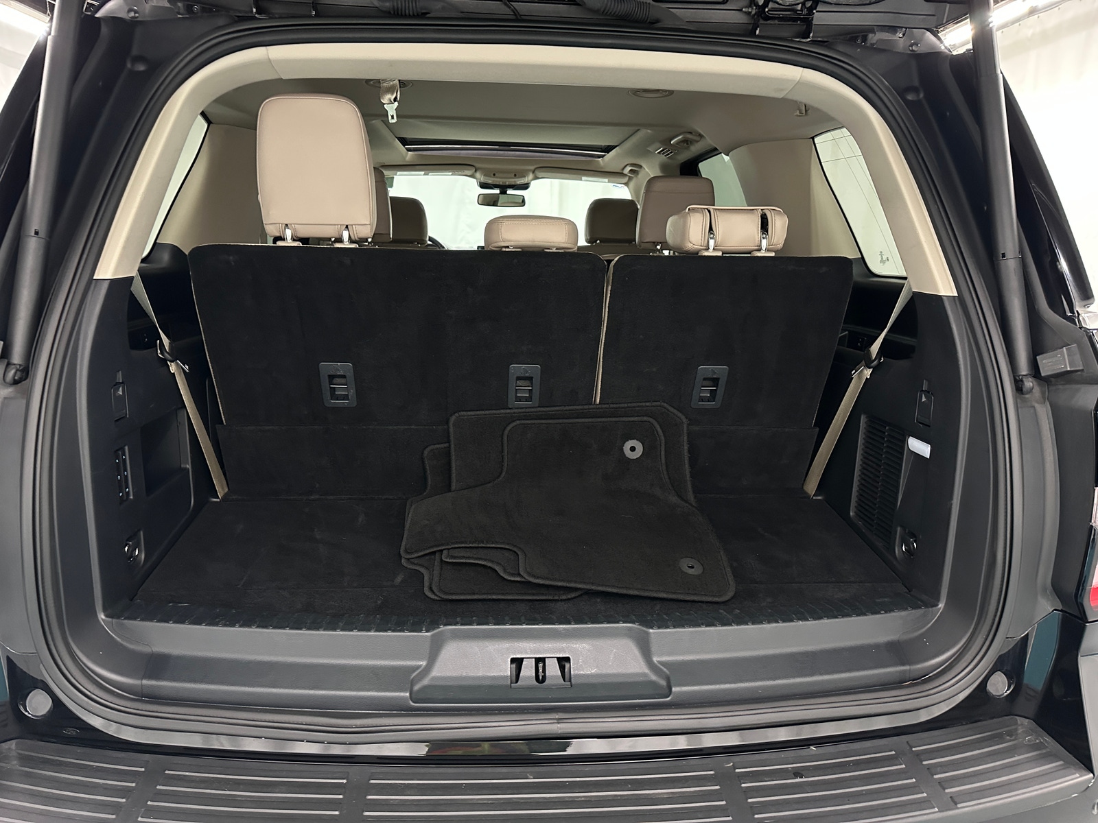 Thumbnail: 2024 Ford Expedition - 6