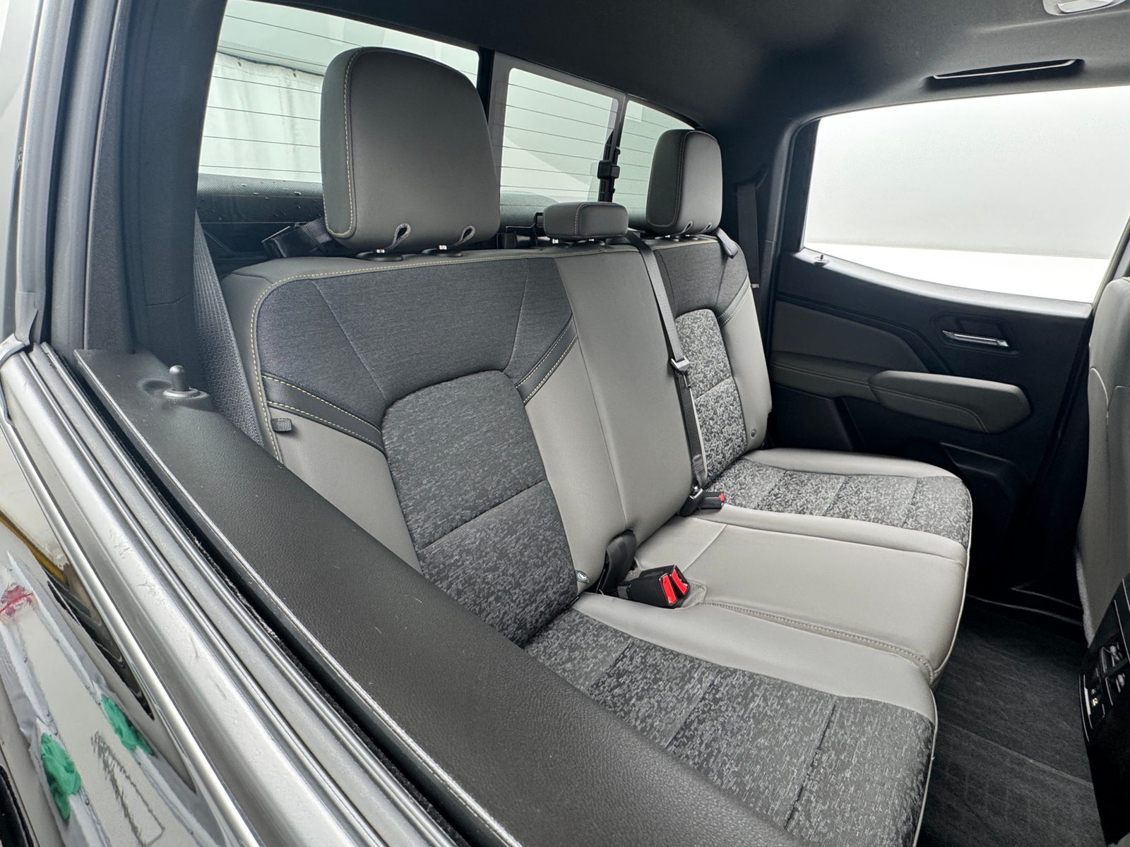 Thumbnail: 2024 Chevrolet Colorado - 6