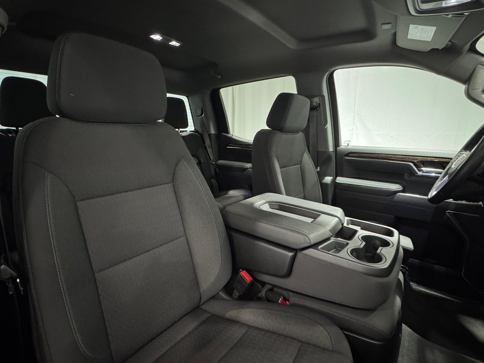 Thumbnail: 2025 GMC Sierra 1500 - 2