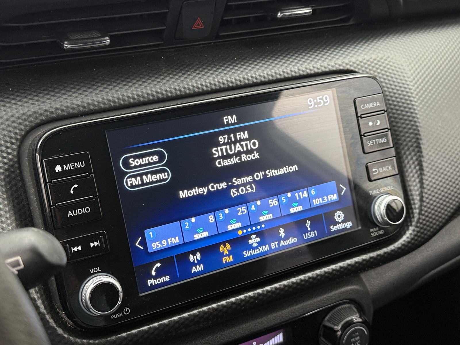 Thumbnail: 2021 Nissan Kicks - 4