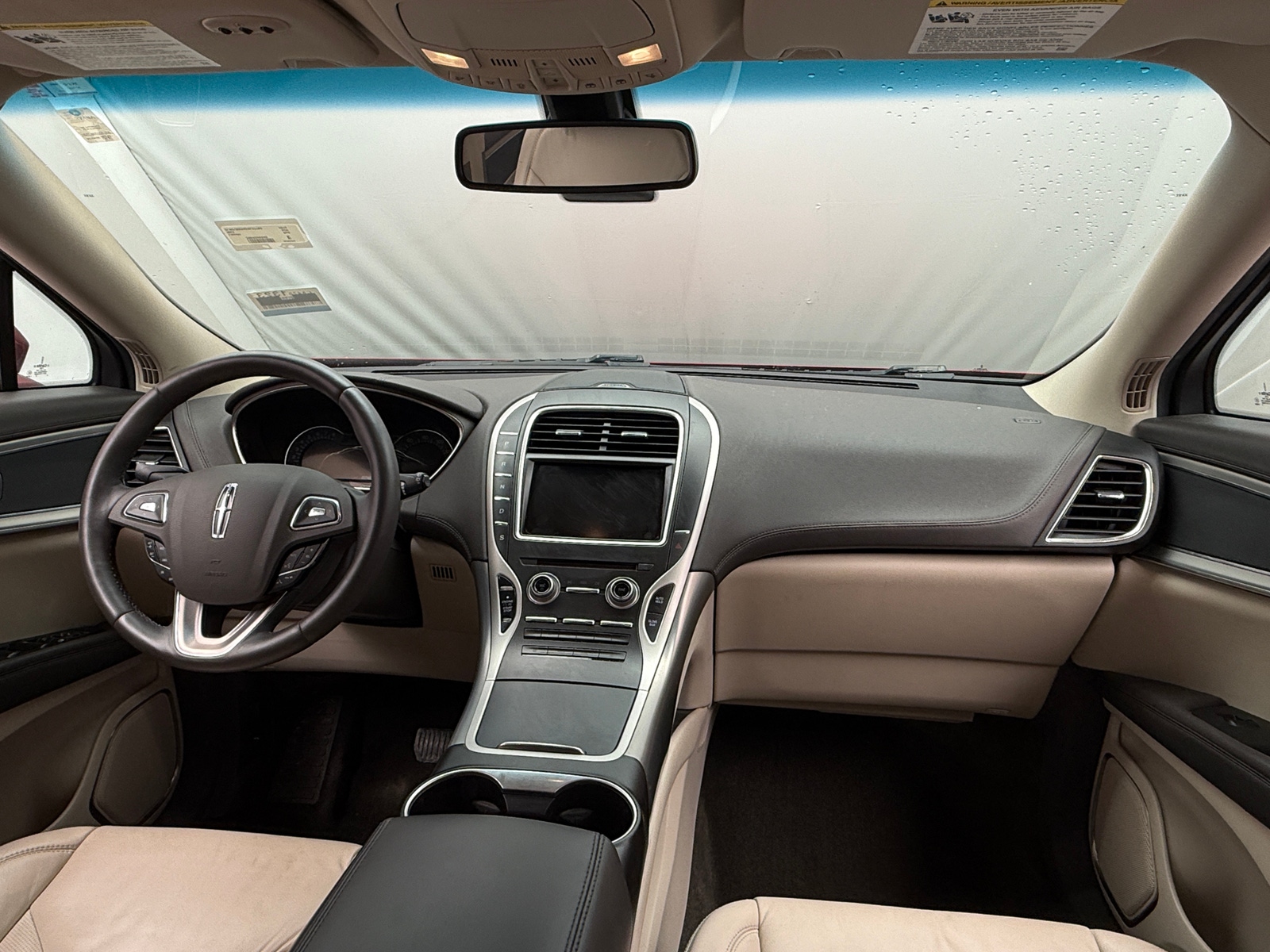 Thumbnail: 2016 Lincoln MKX - 2