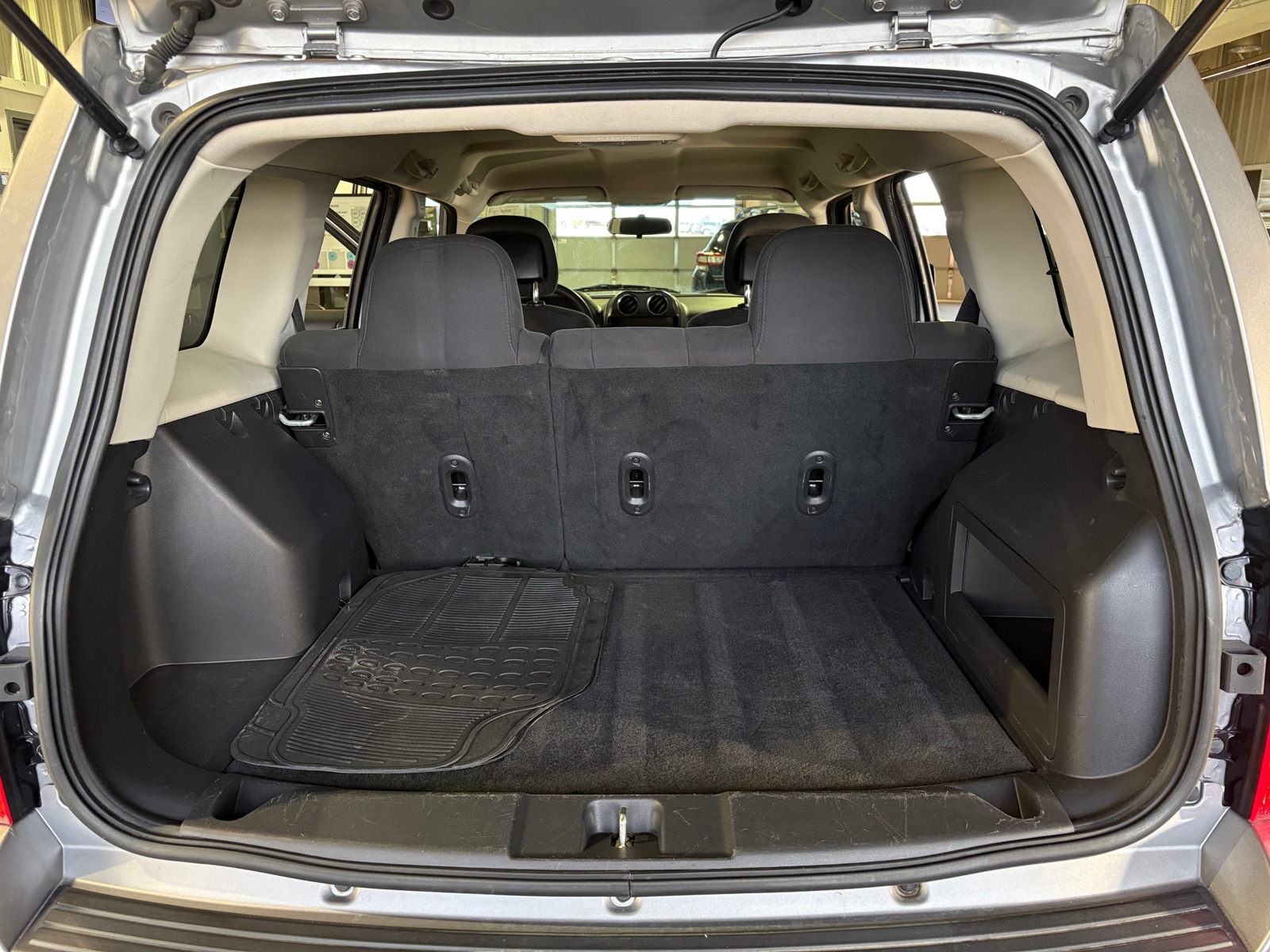 Thumbnail: 2014 Jeep Patriot - 7