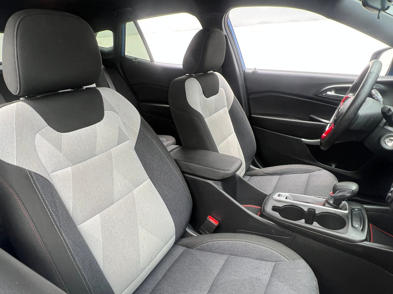 Thumbnail: 2024 Chevrolet Trax - 2