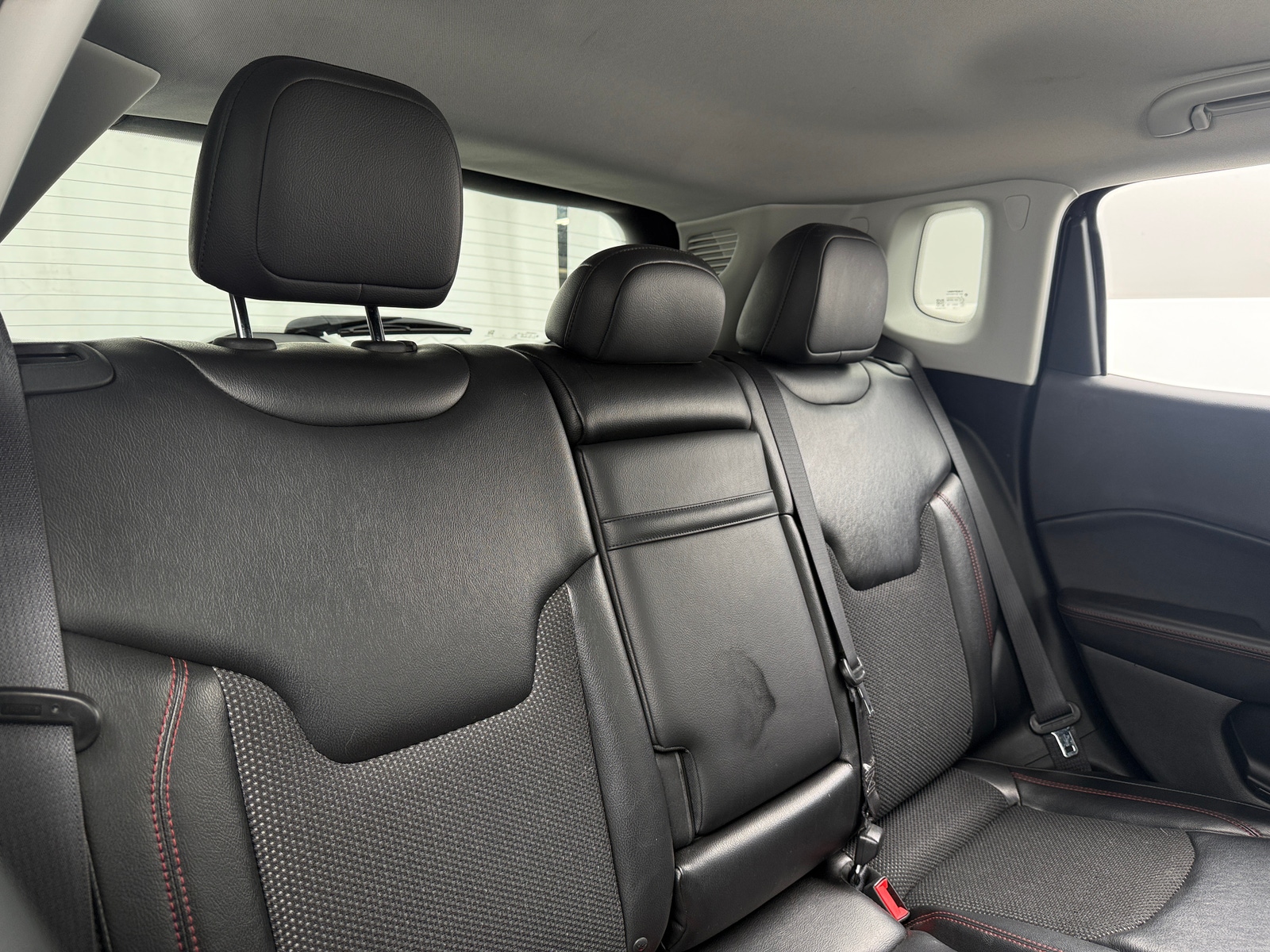 Thumbnail: 2018 Jeep Compass - 6