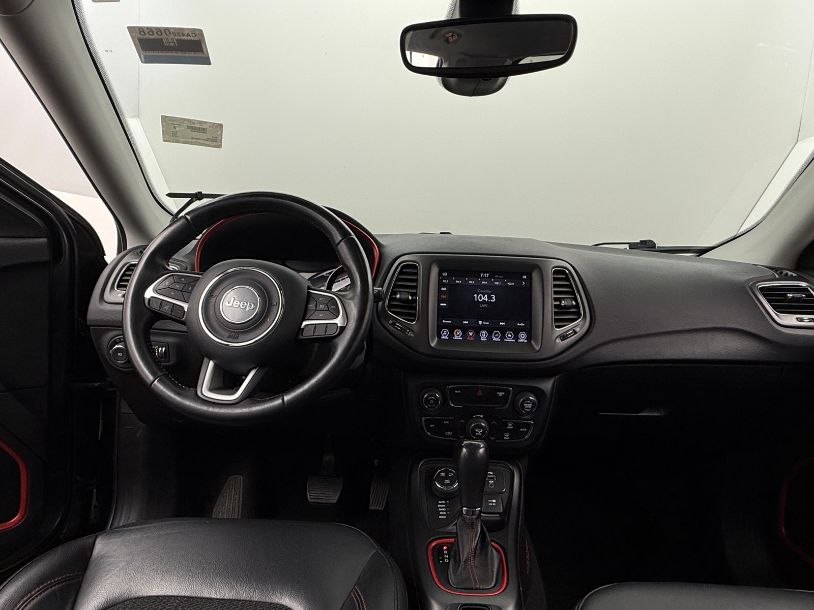 Thumbnail: 2018 Jeep Compass - 3