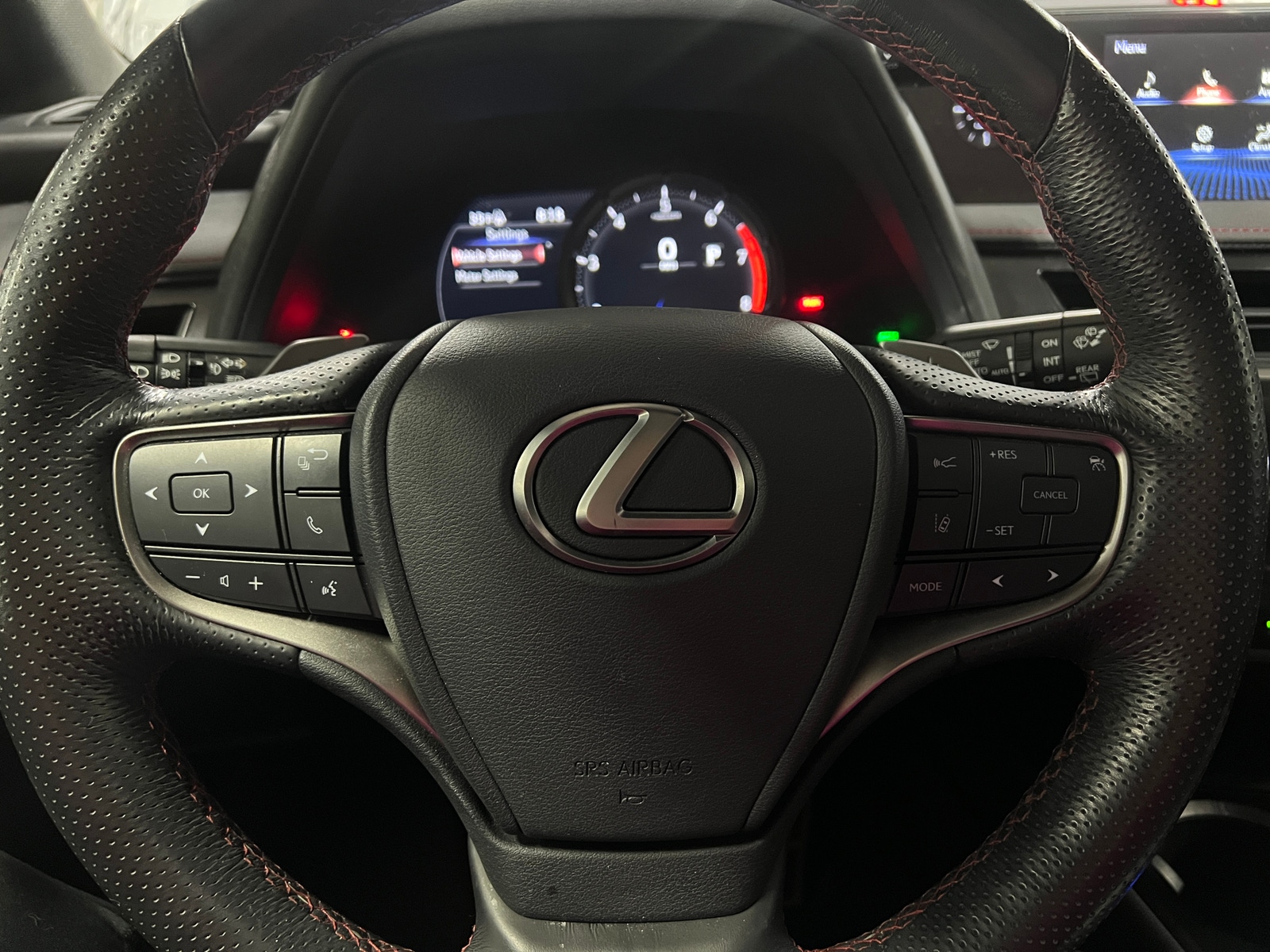 Thumbnail: 2019 Lexus UX - 4