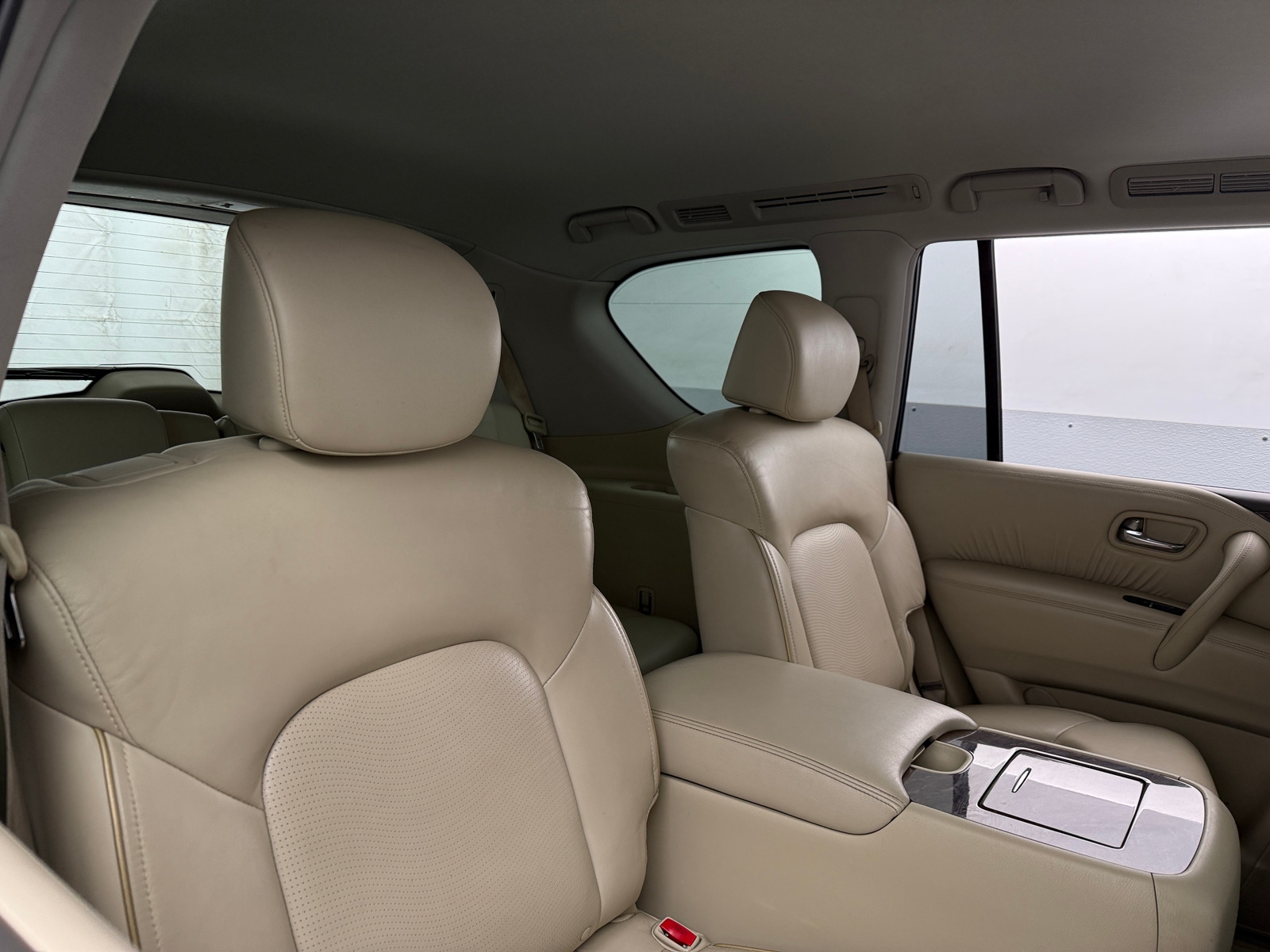 Thumbnail: 2017 INFINITI QX80 - 5