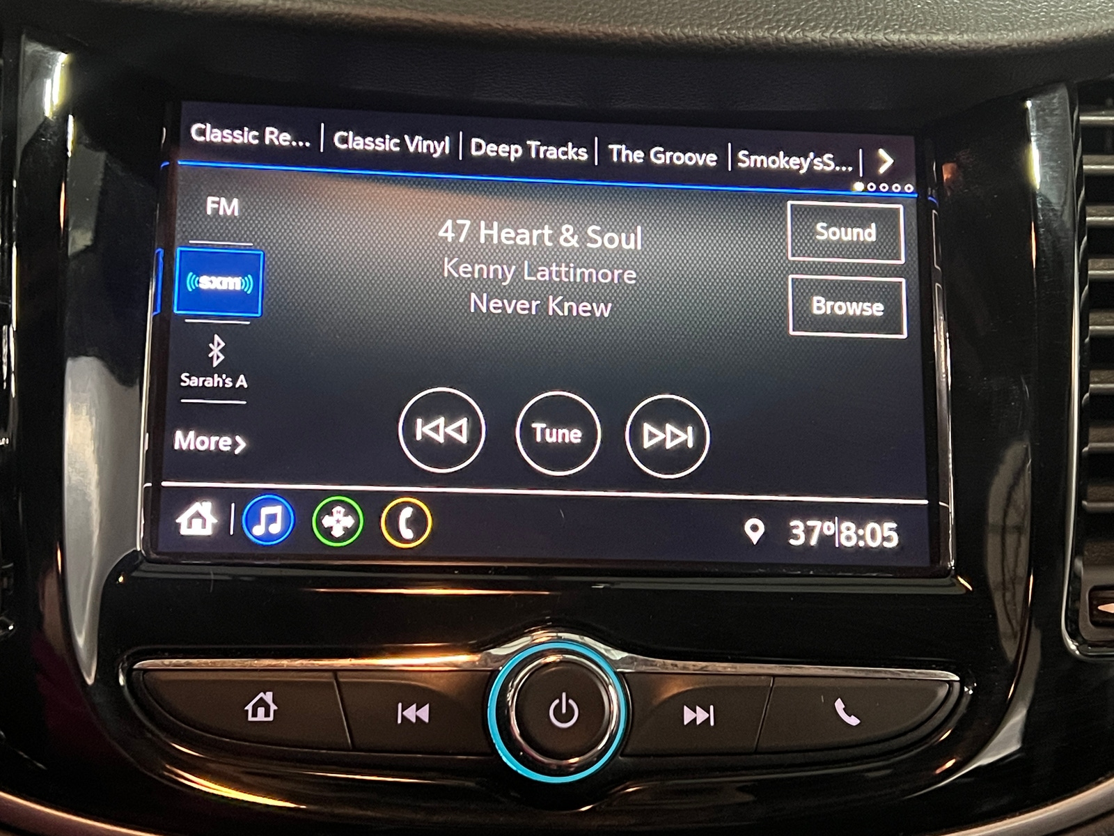 Thumbnail: 2021 Chevrolet Trax - 4