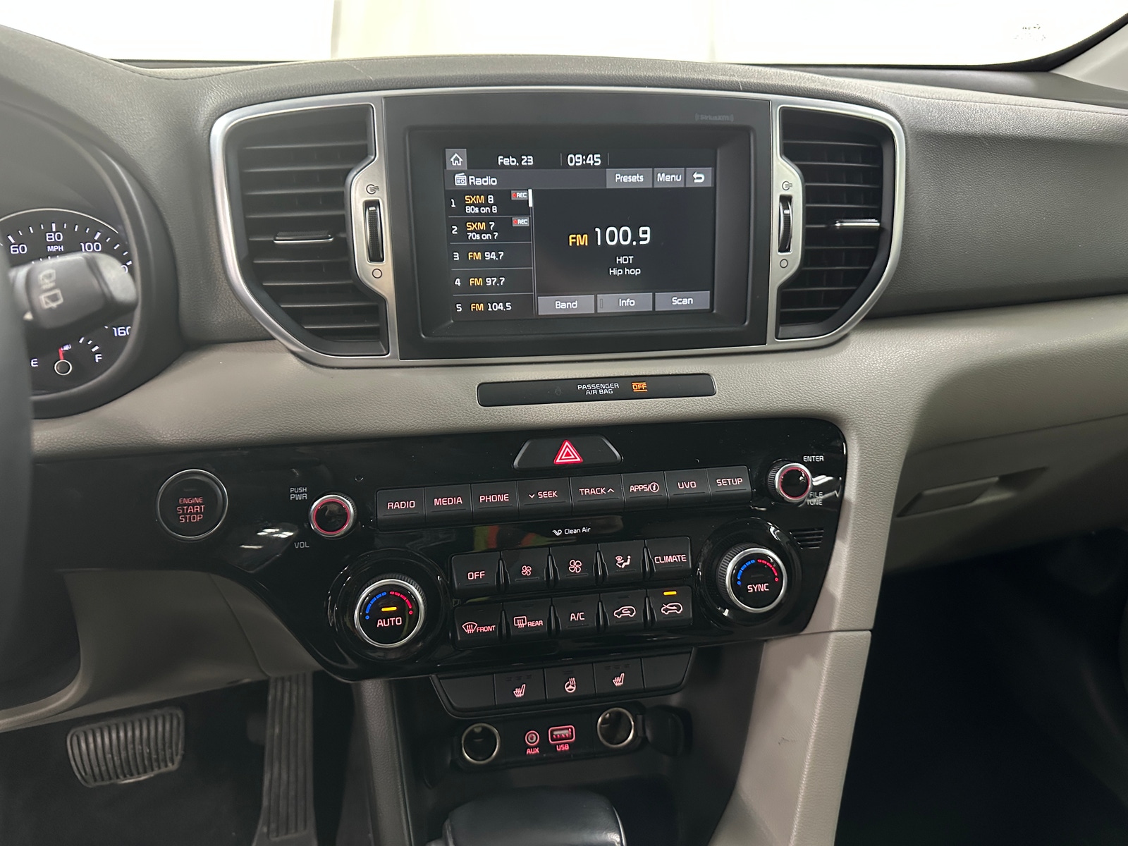 Thumbnail: 2018 Kia Sportage - 3