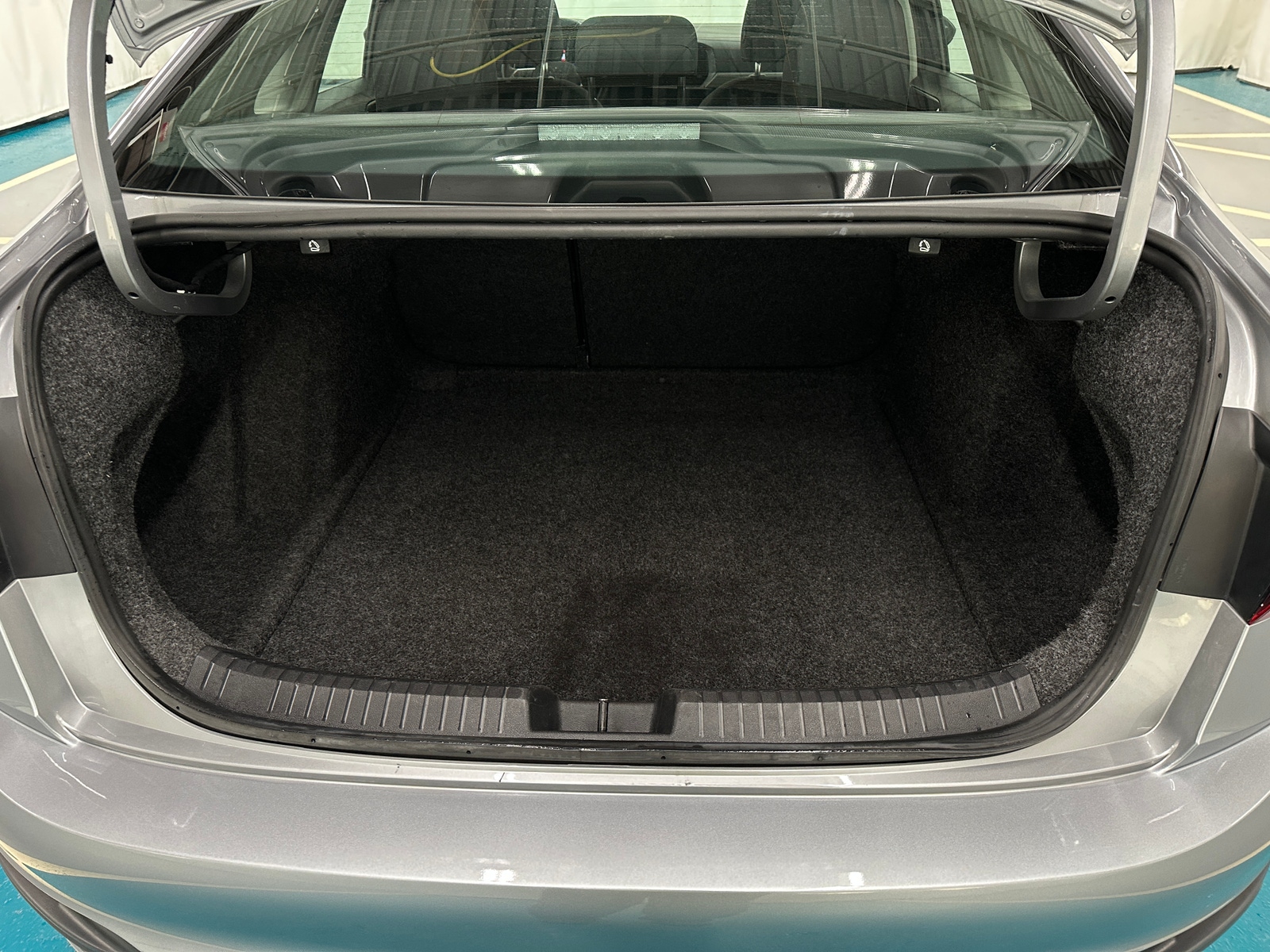 Thumbnail: 2024 Volkswagen Jetta - 7