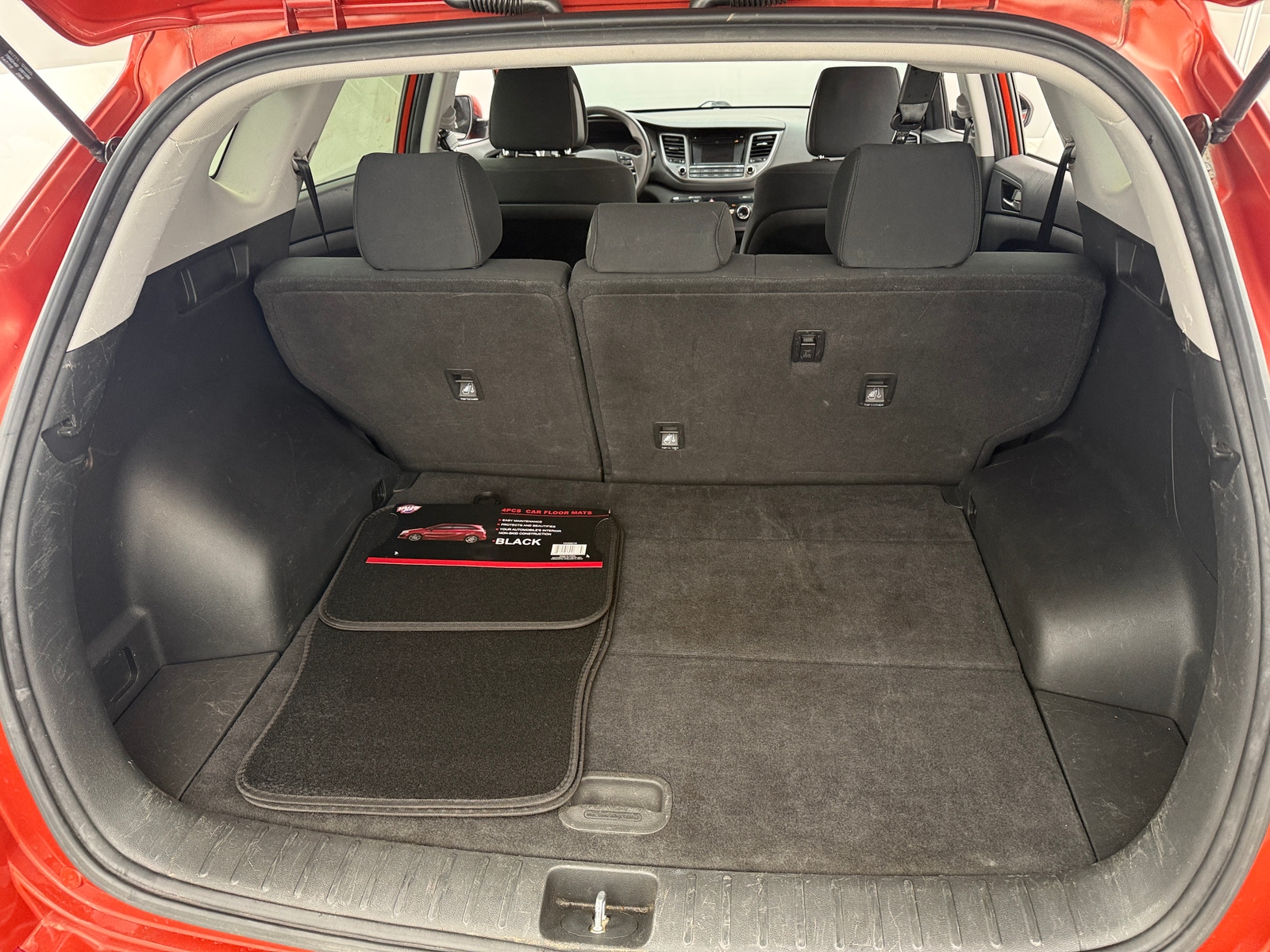 Thumbnail: 2016 Hyundai Tucson - 7